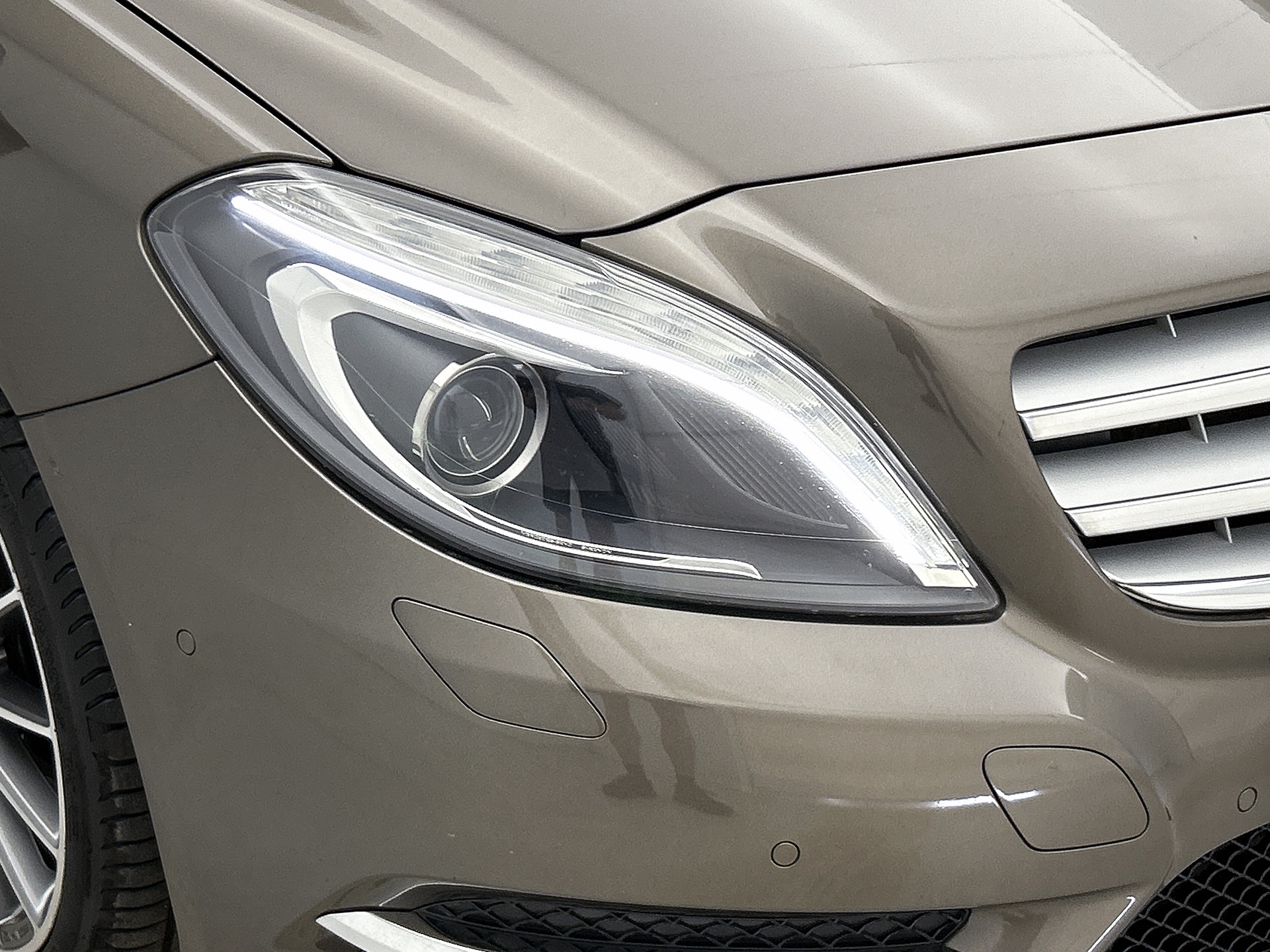 Foto van Mercedes-Benz B 180