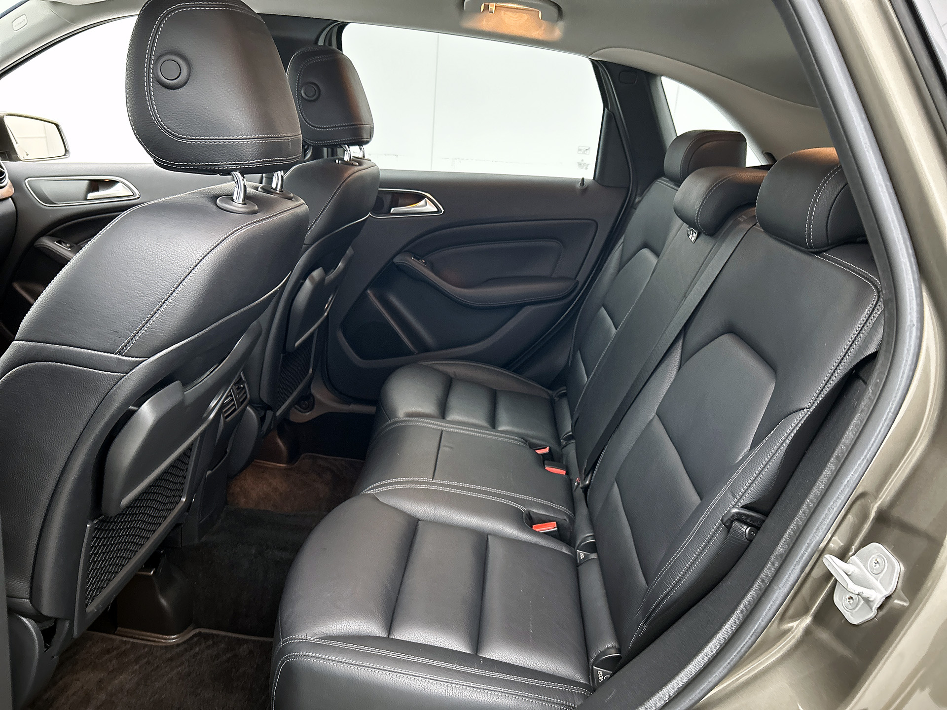 Foto van Mercedes-Benz B 180