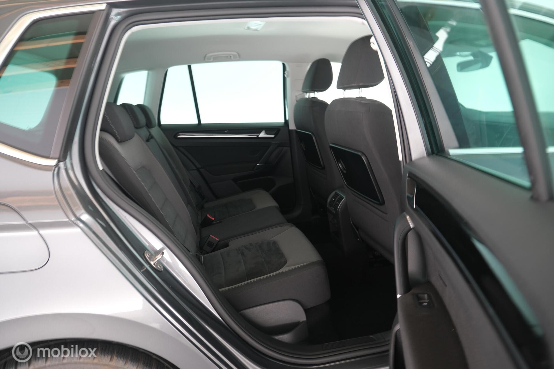 Foto van Volkswagen Golf Sportsvan