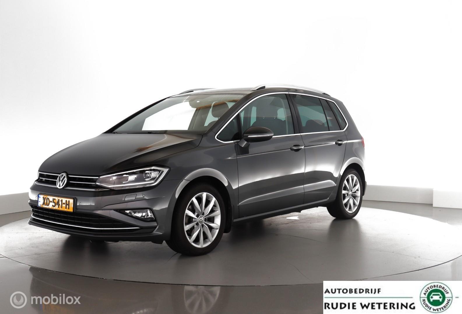 Volkswagen Golf Sportsvan 1.5 TSI ACT Automaat Highline Edition trekhaak|led|nav|ecc|acc|lmv17 2018 - voorkant