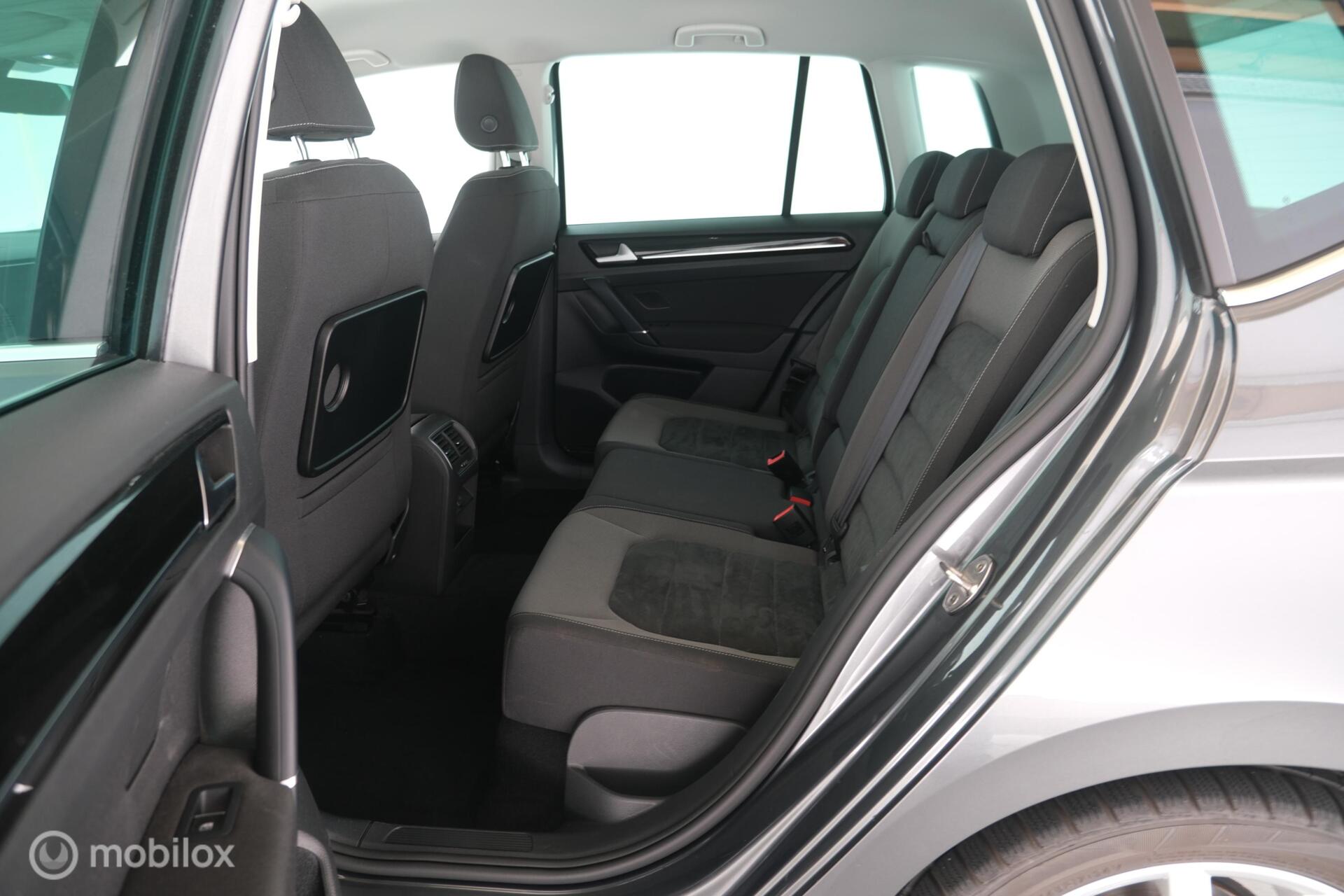 Foto van Volkswagen Golf Sportsvan