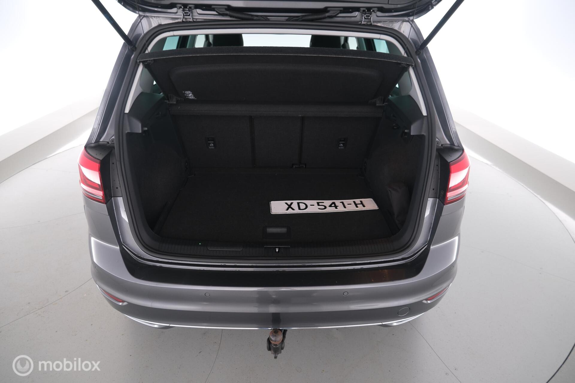 Foto van Volkswagen Golf Sportsvan