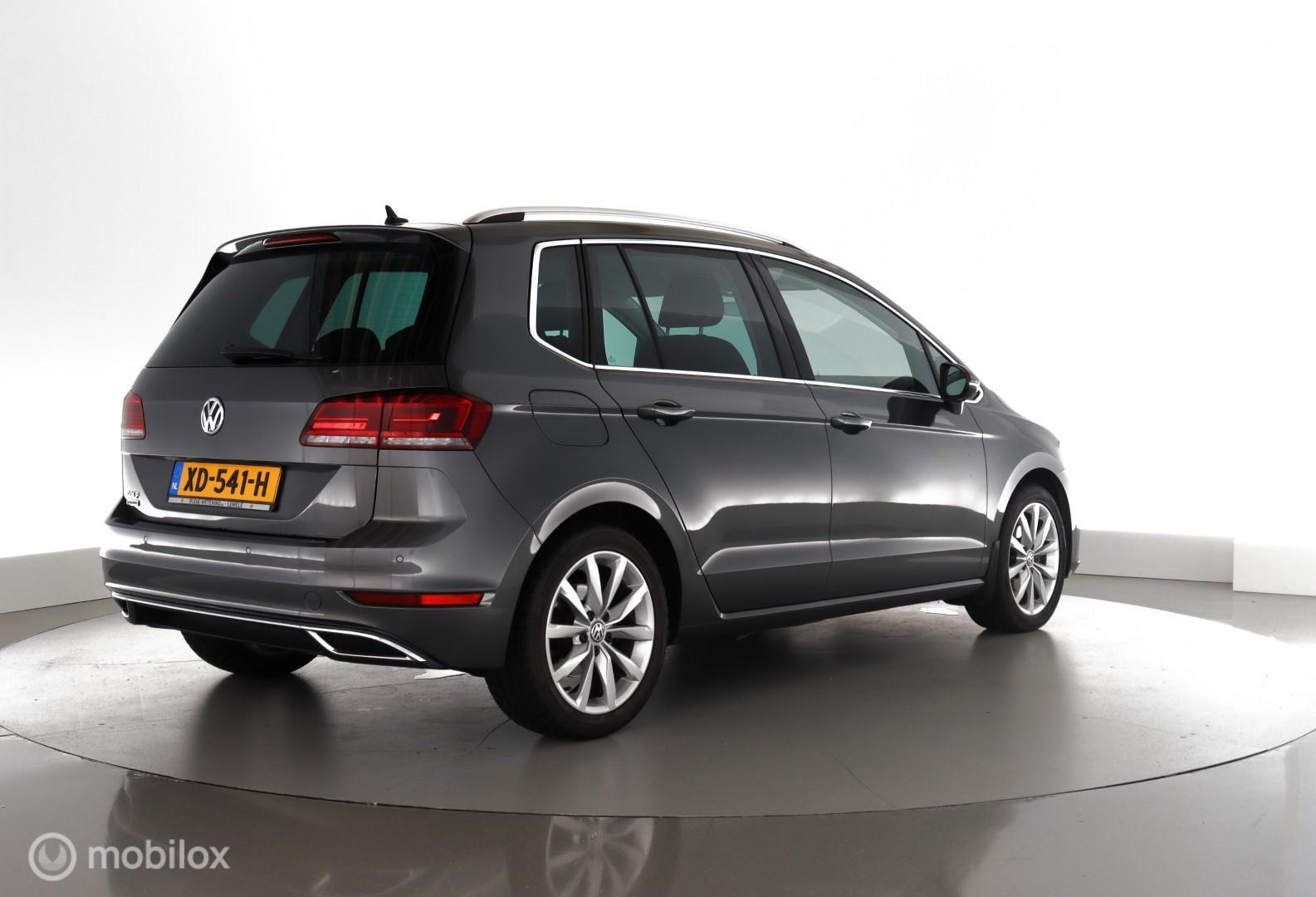 Foto van Volkswagen Golf Sportsvan