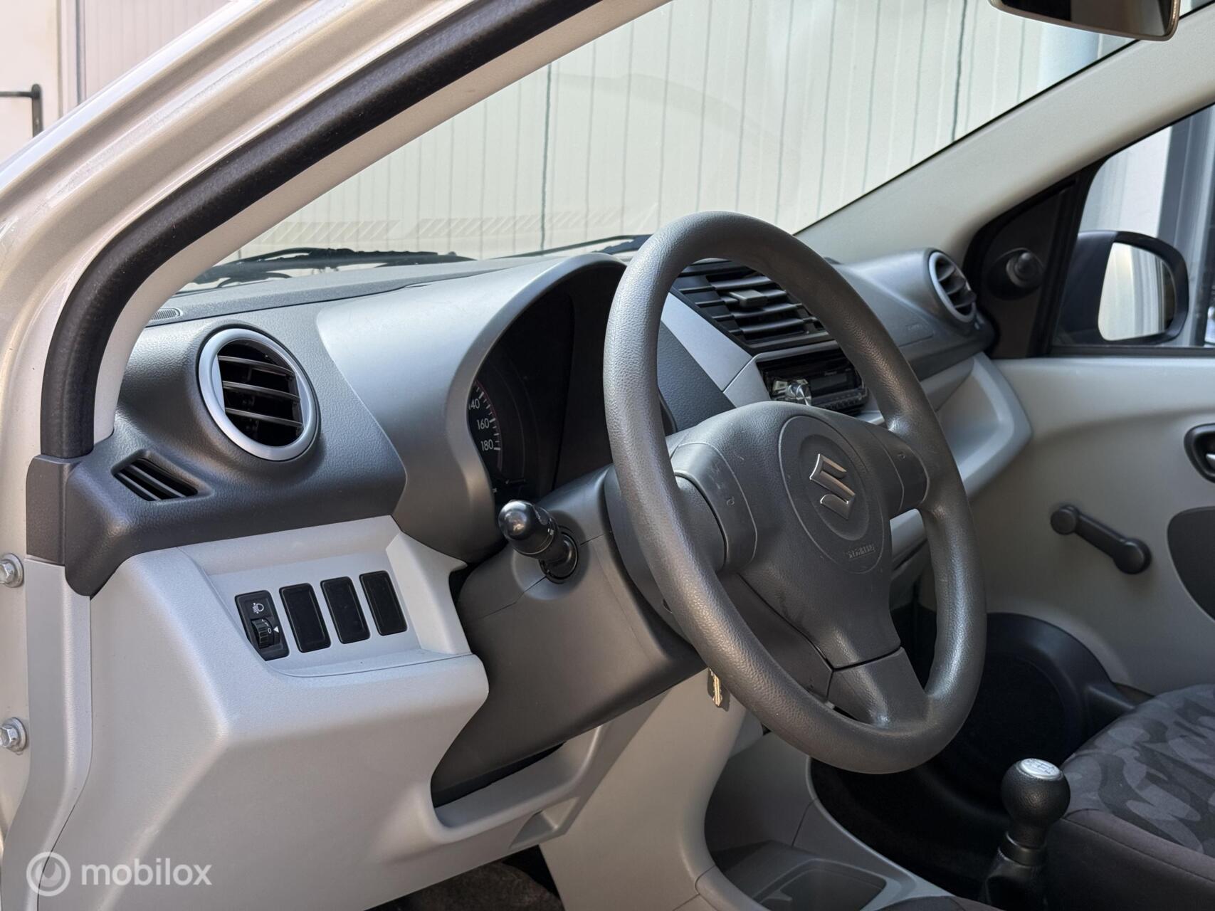 Foto van Suzuki Alto