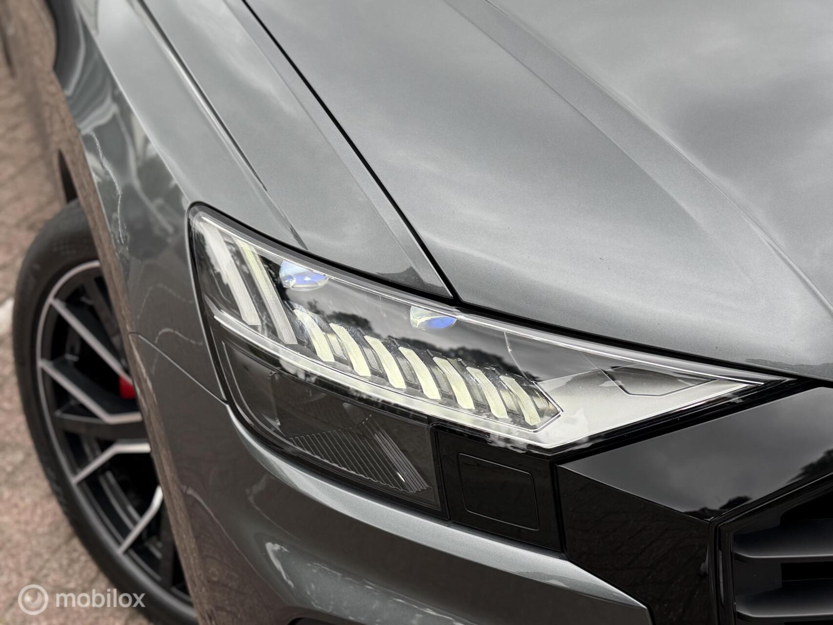 Foto van Audi Sq8