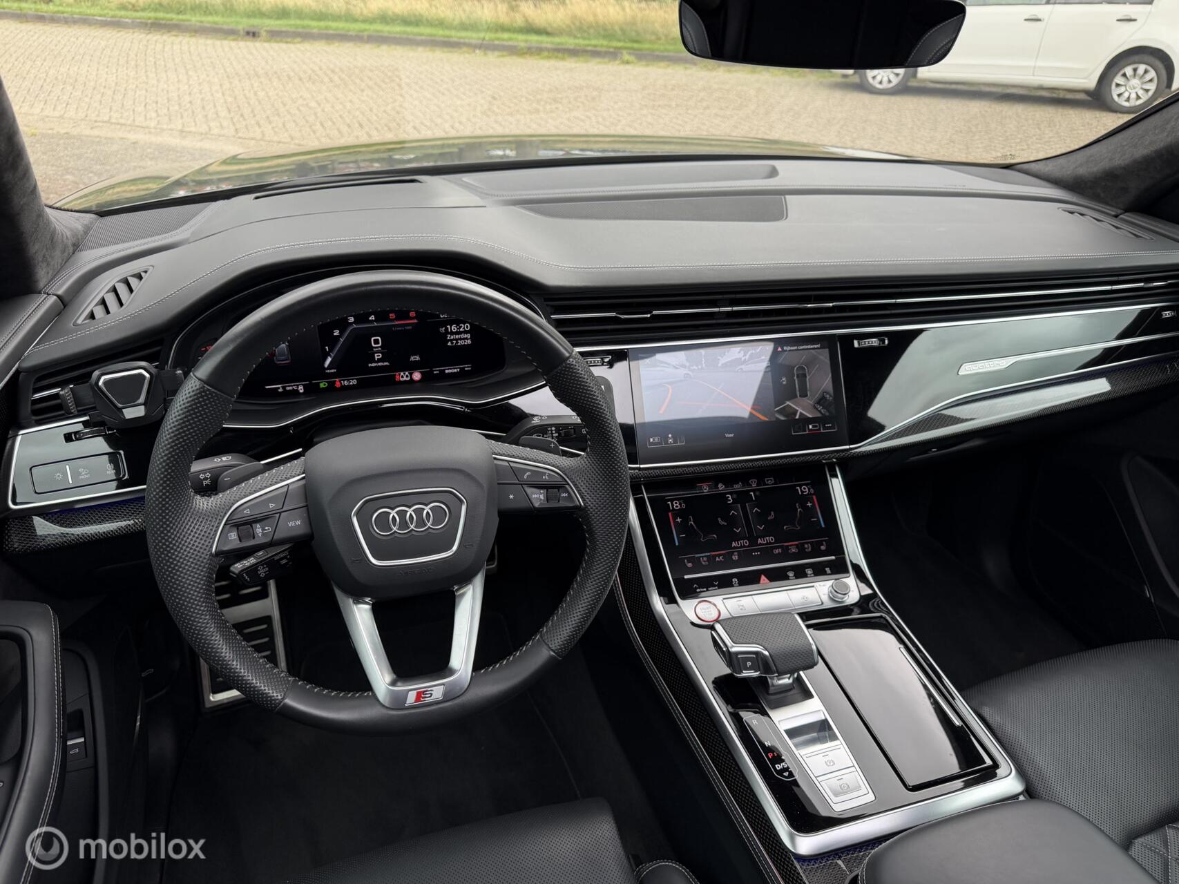 Foto van Audi Sq8