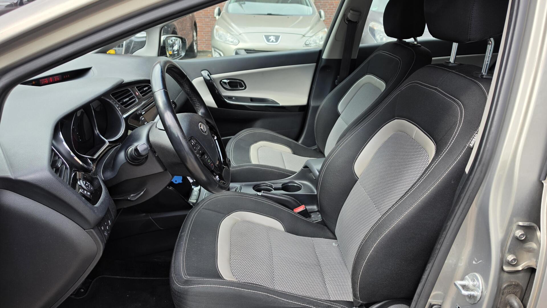 Foto van Kia Cee D