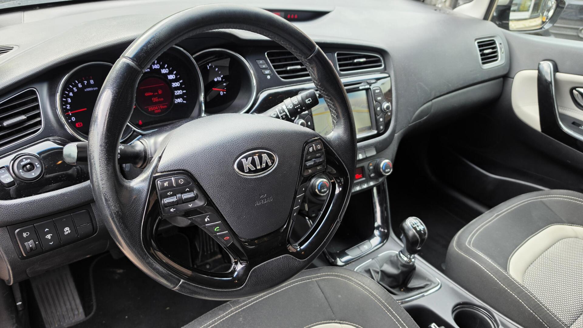 Foto van Kia Cee D