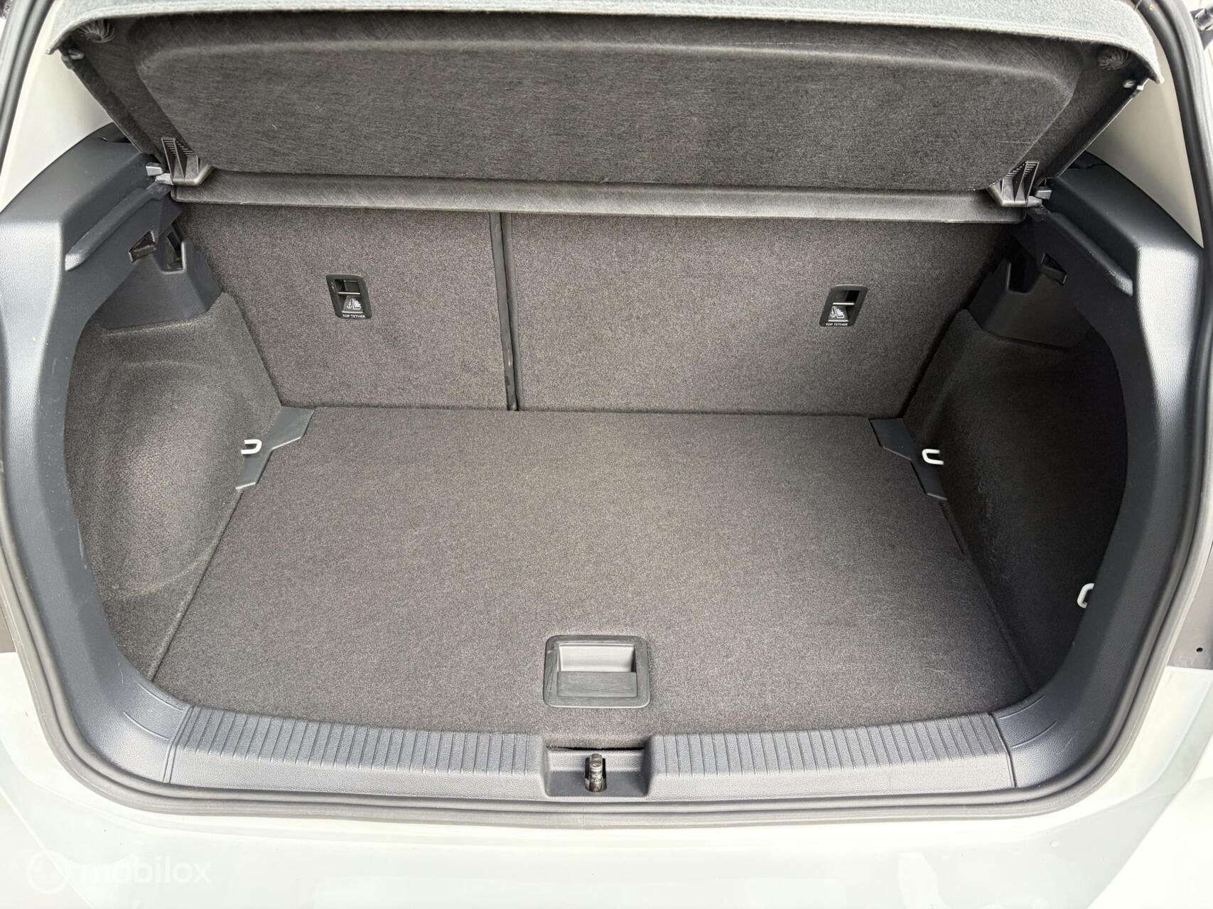 Foto van Volkswagen T-cross