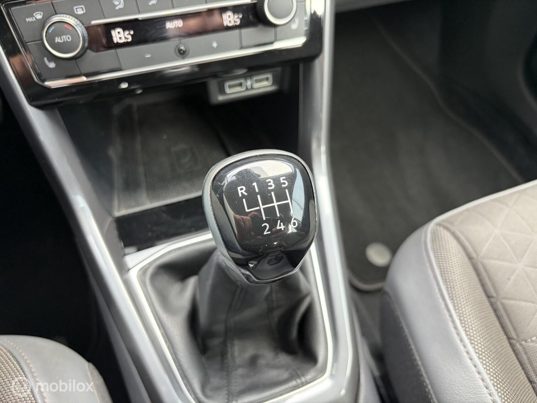 Foto van Volkswagen T-cross