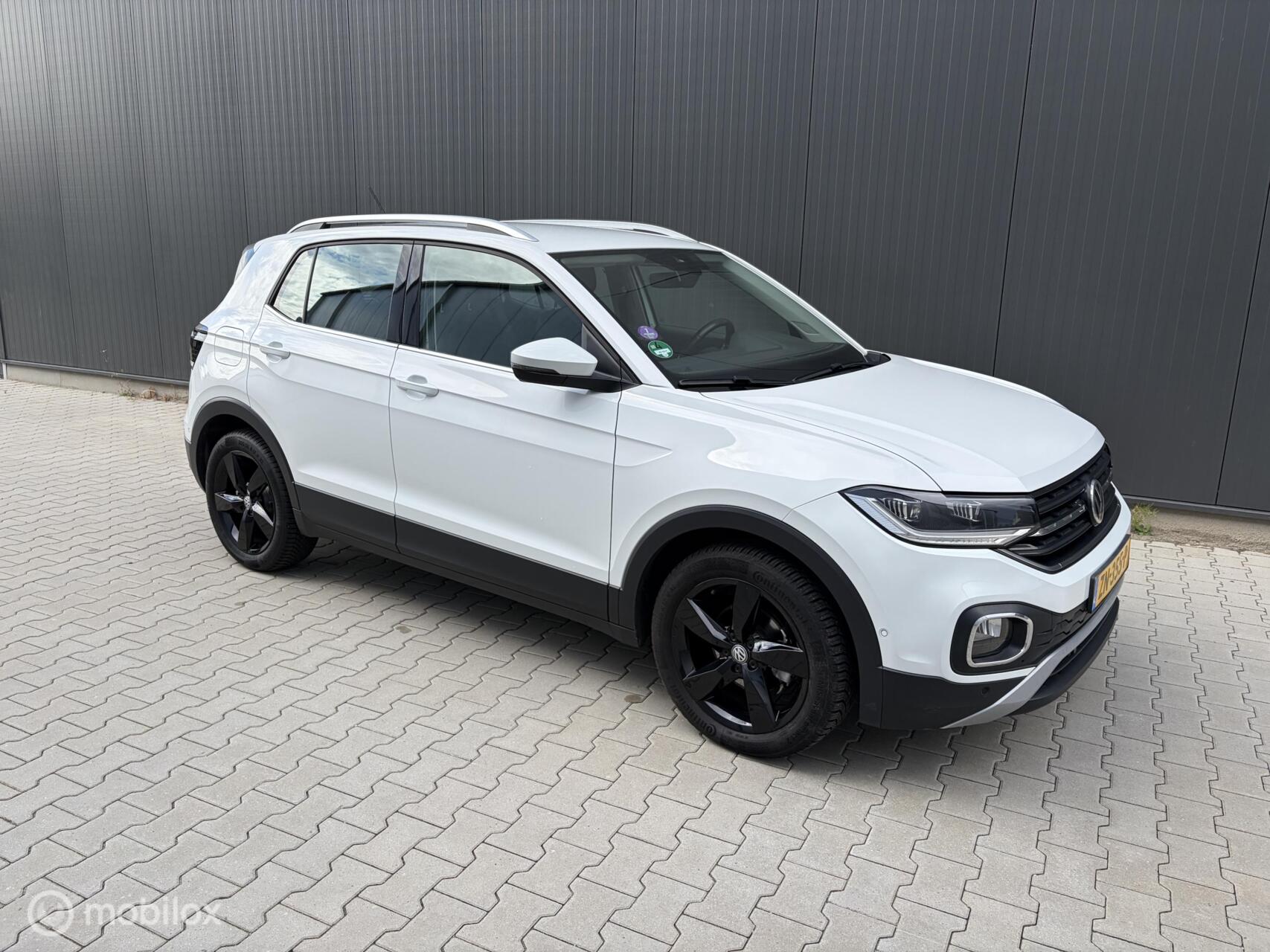 Foto van Volkswagen T-cross