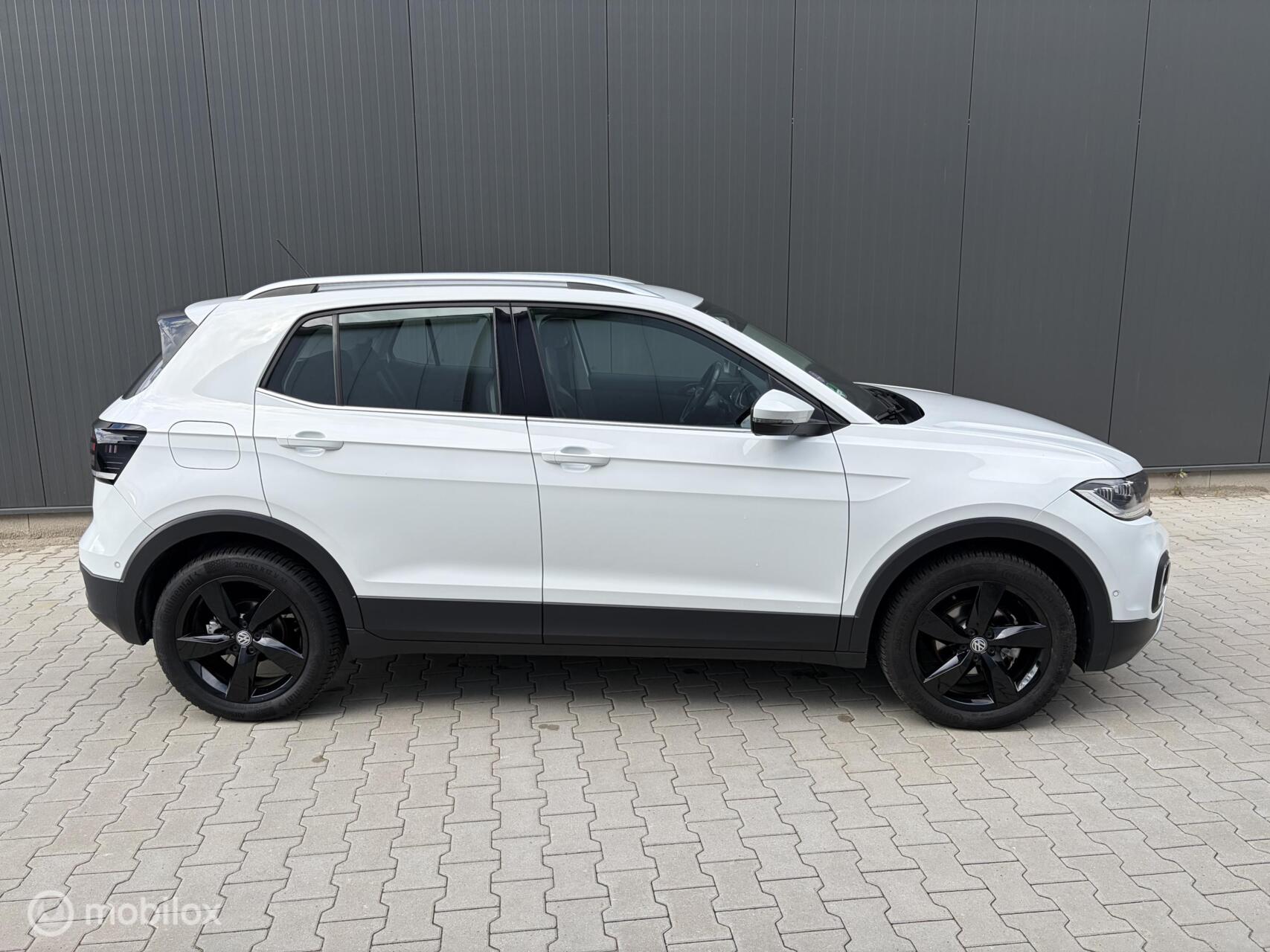 Foto van Volkswagen T-cross