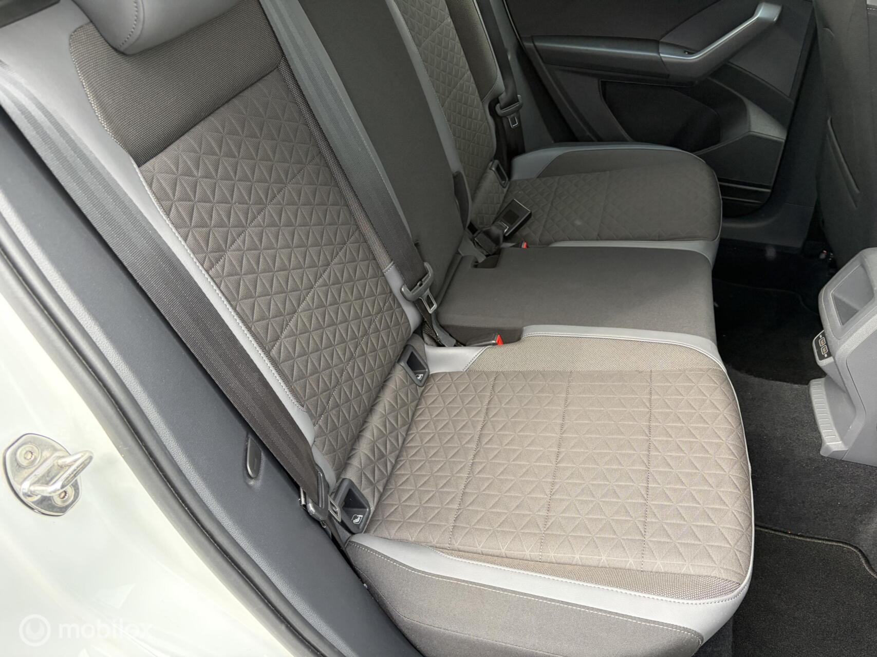 Foto van Volkswagen T-cross