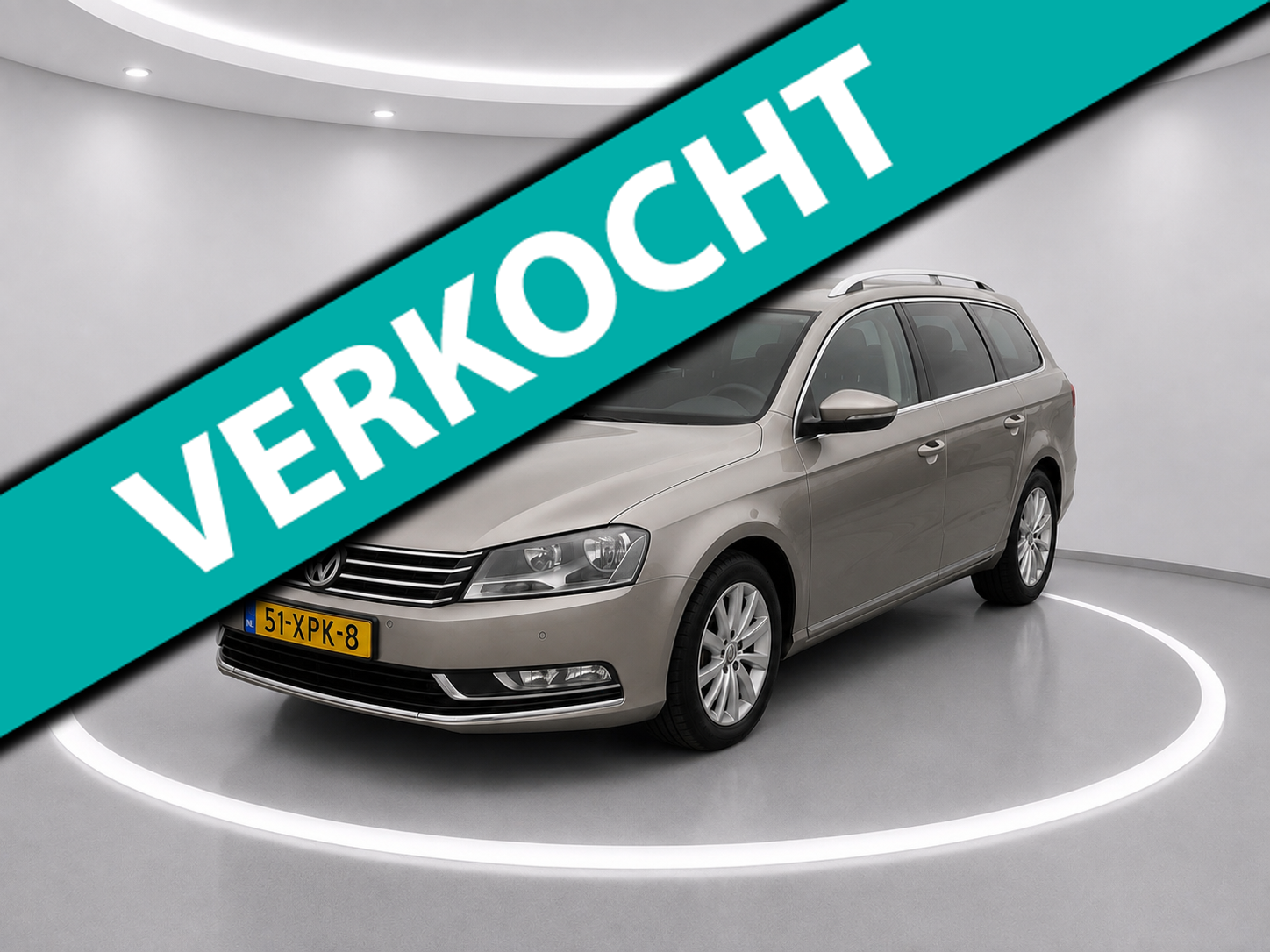 Volkswagen Passat 1.4 TSI Comfortline BlueMotion - Automaat - Airco 2012 - voorkant