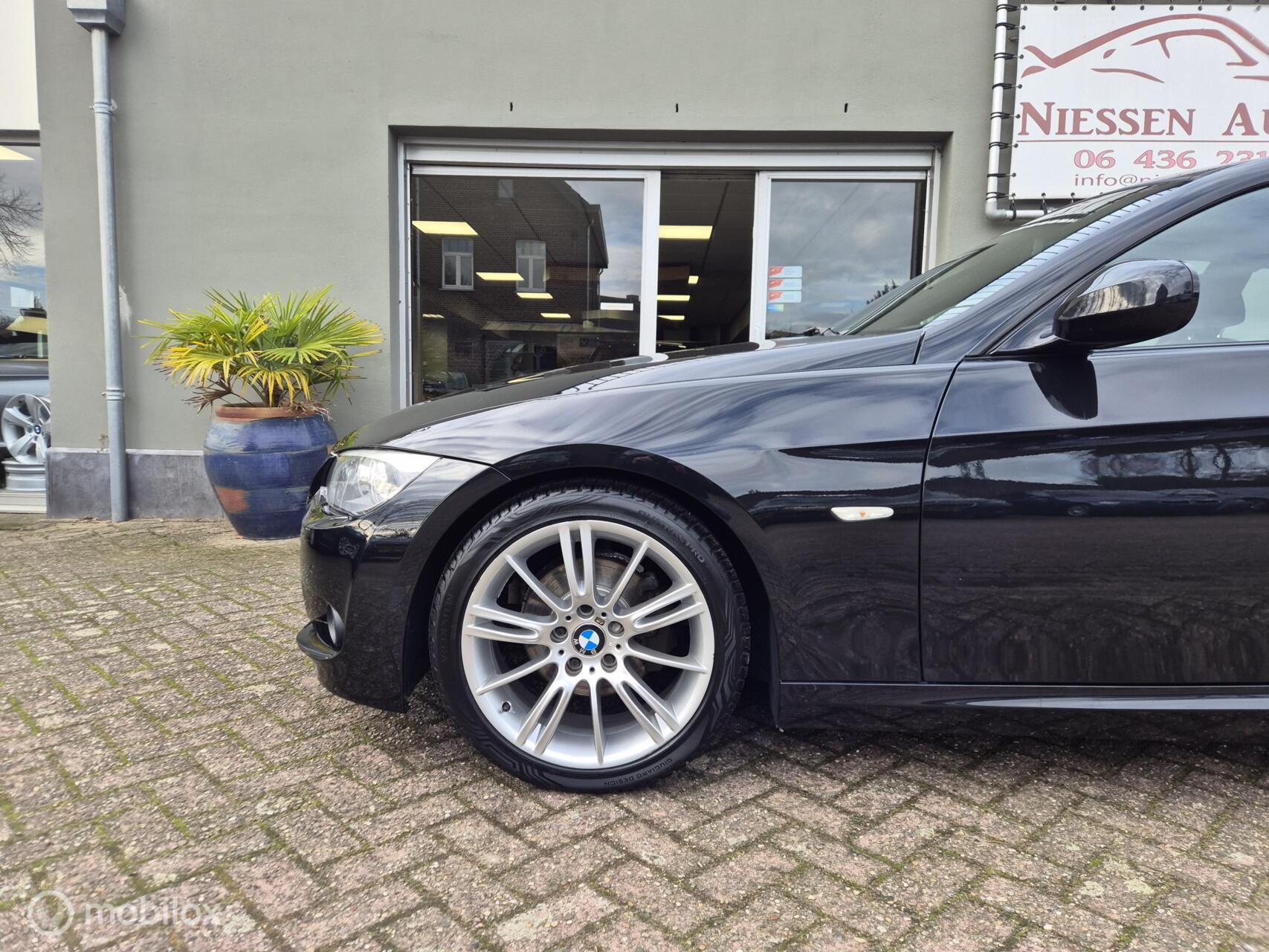 Foto van BMW 320i