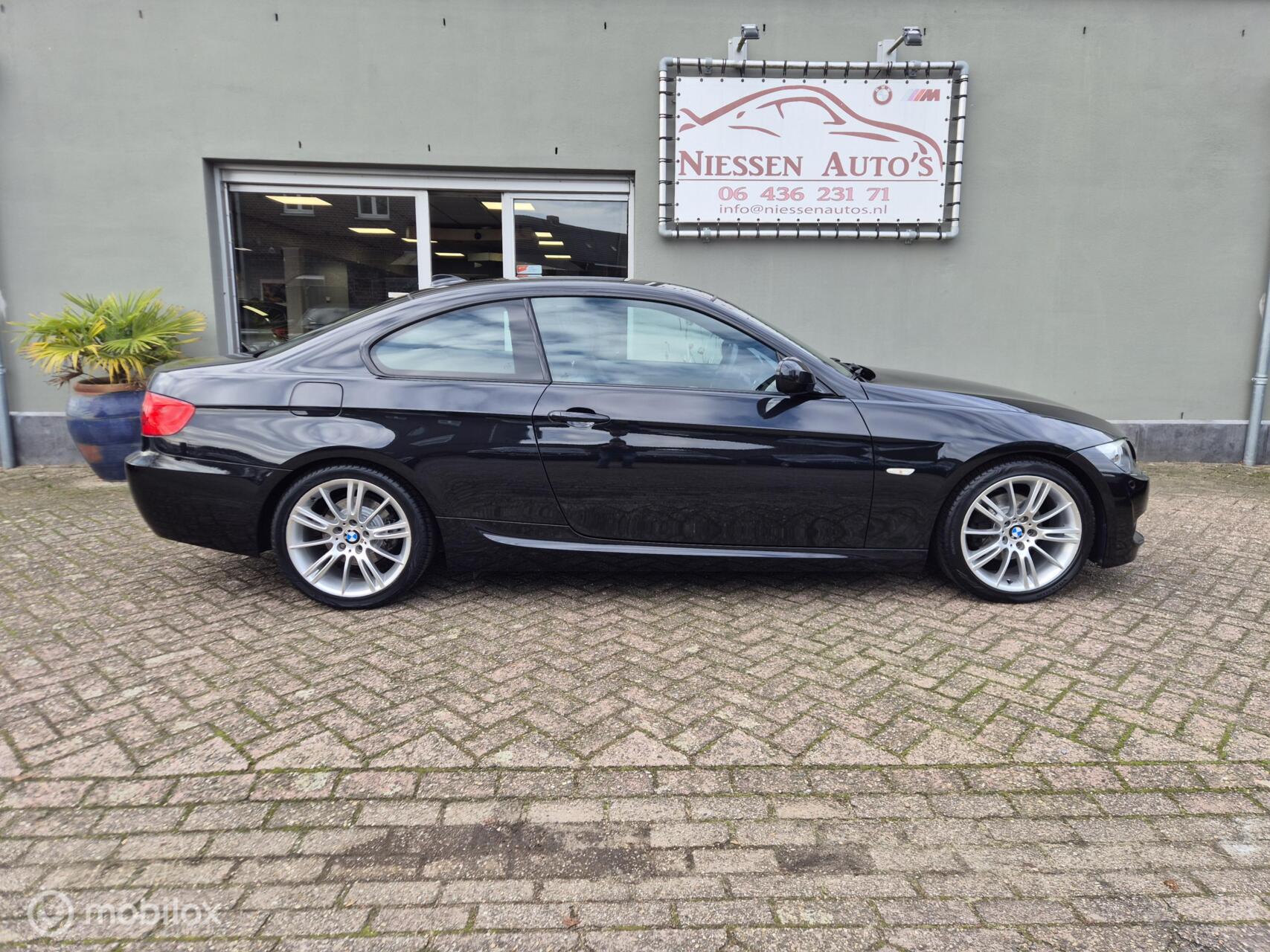 Foto van BMW 320i