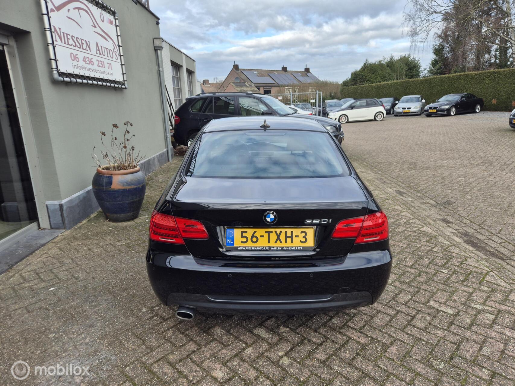 Foto van BMW 320i