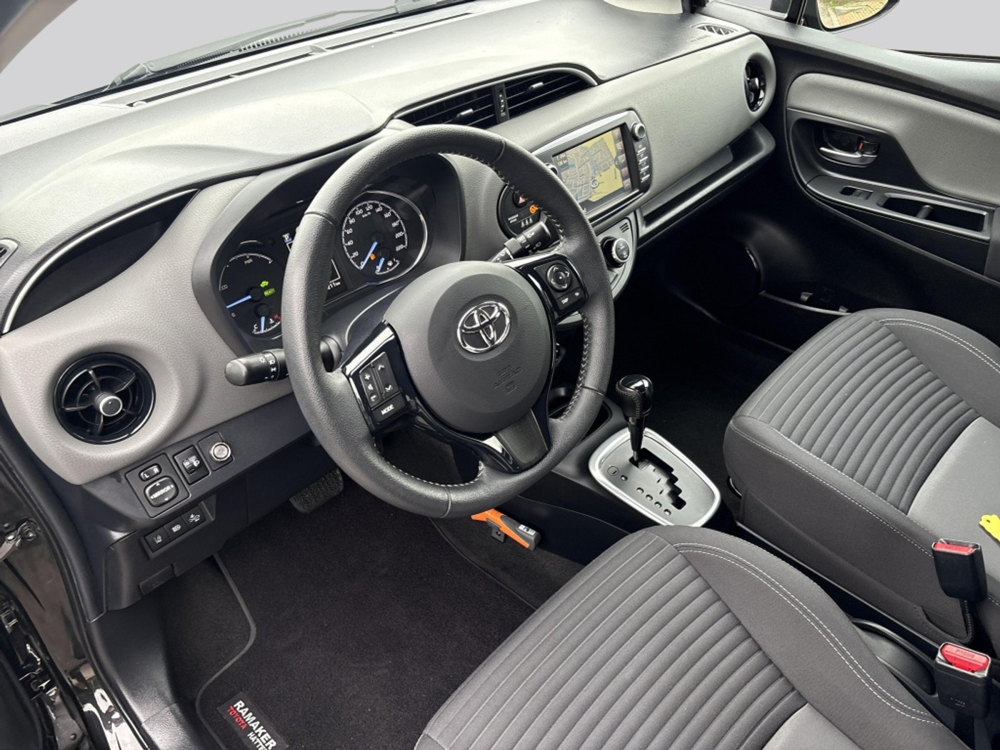 Foto van Toyota Toyota Yaris Hybrid
