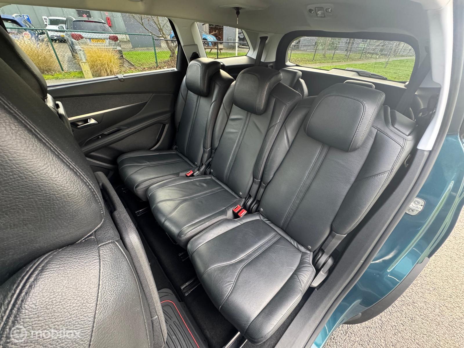 Foto van Peugeot 5008