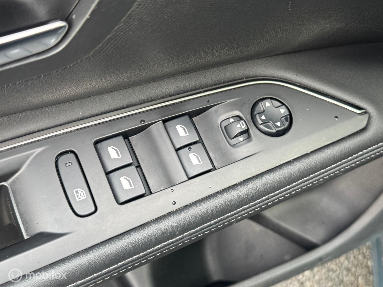 Foto van Peugeot 5008