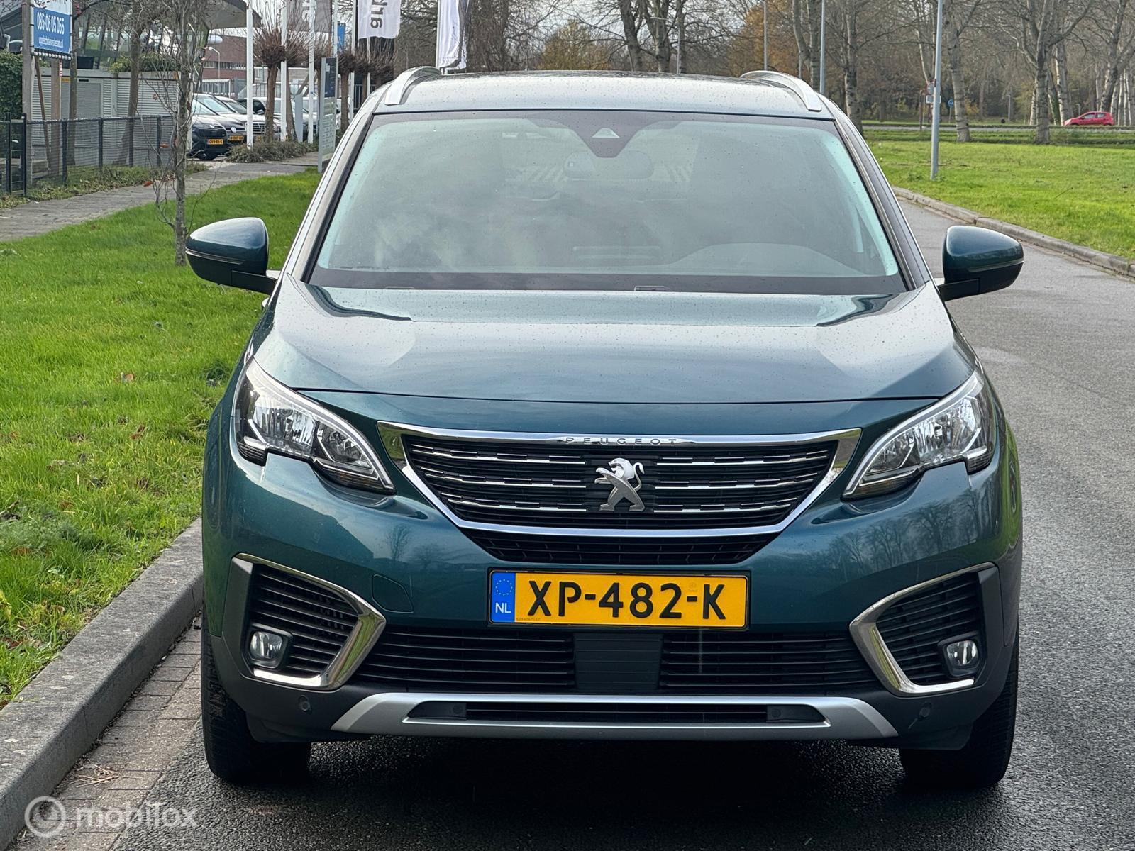 Foto van Peugeot 5008