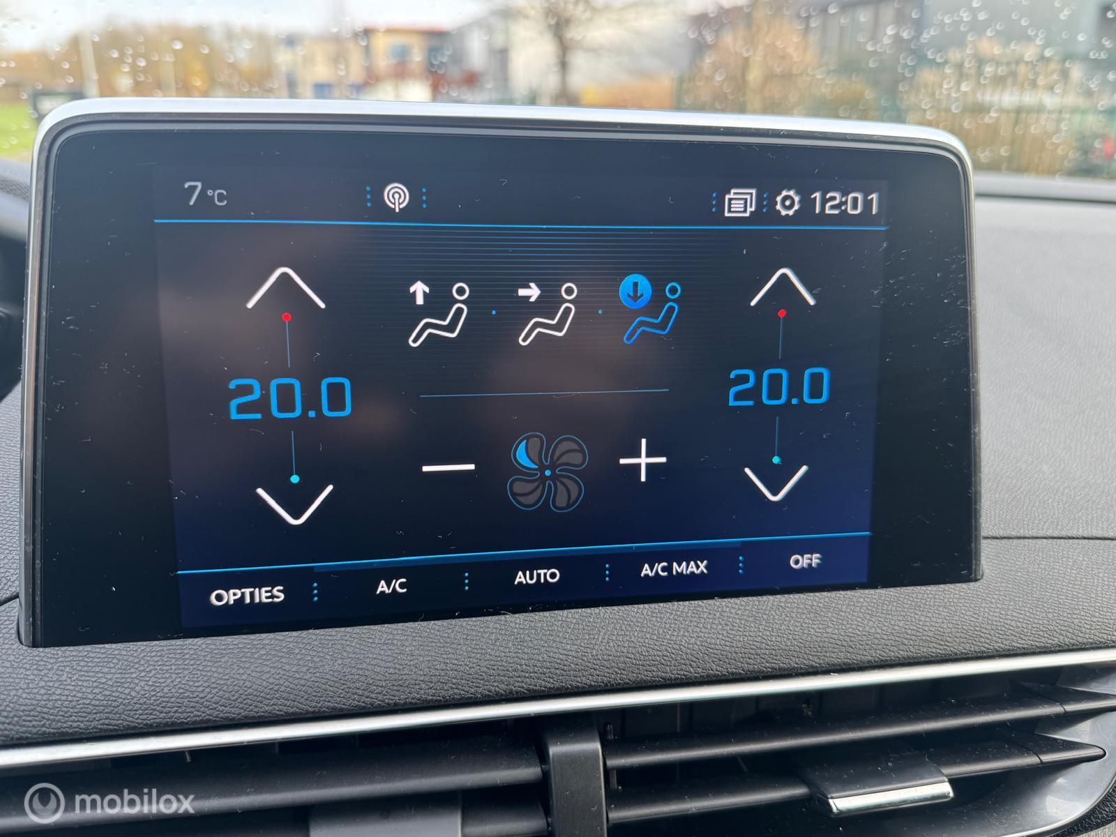 Foto van Peugeot 5008
