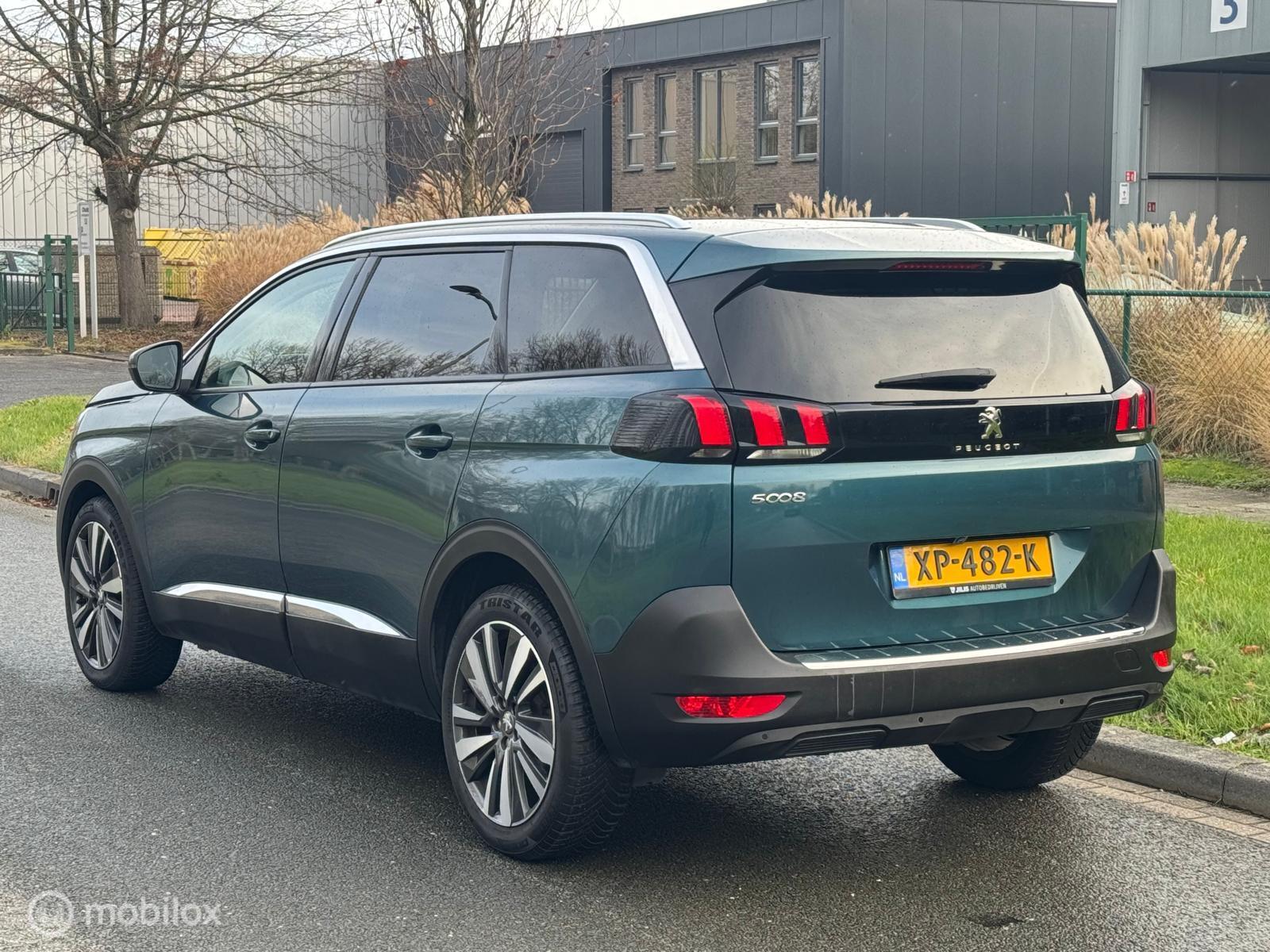 Foto van Peugeot 5008