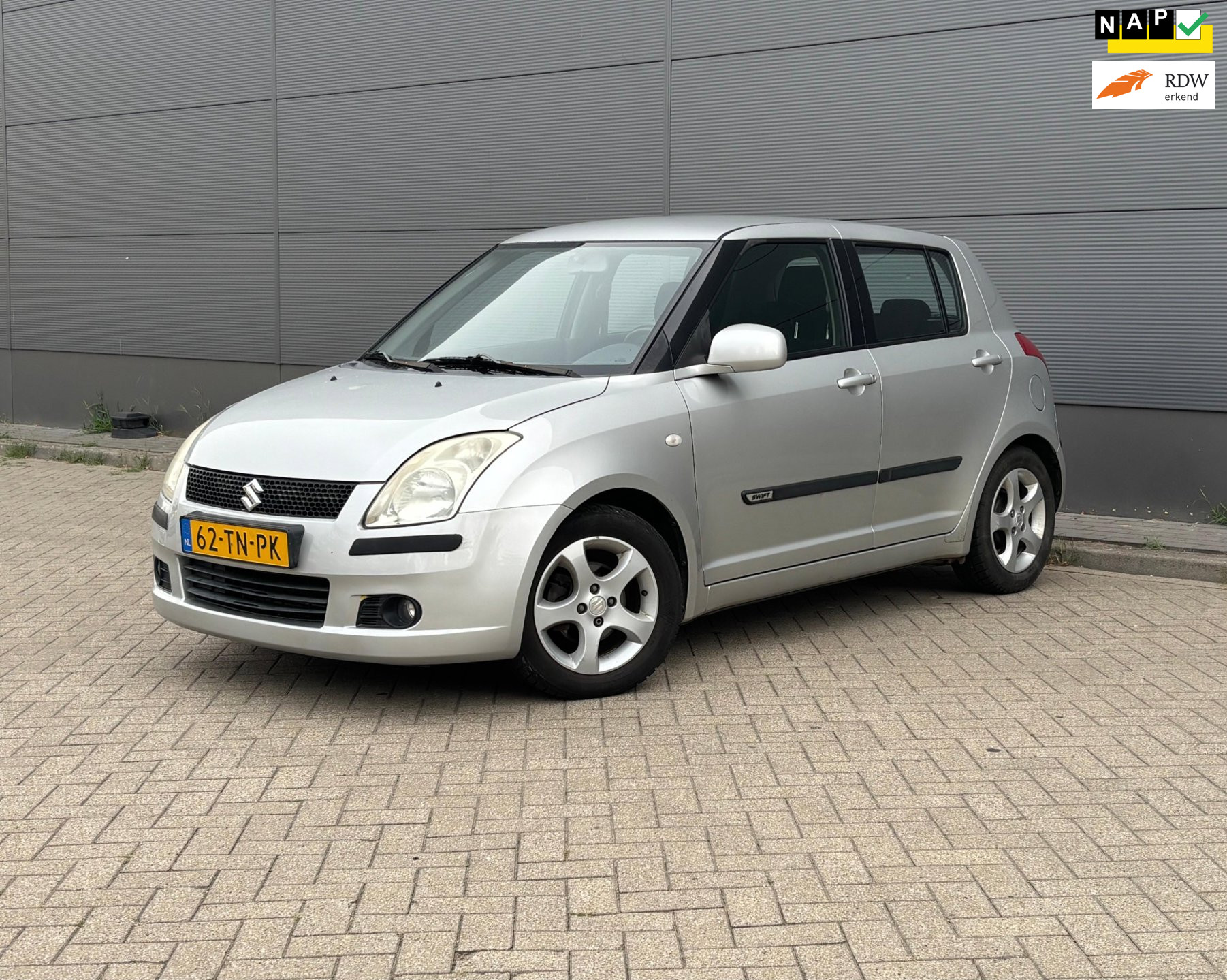 Suzuki Swift 1.3 Shogun|Airco|5Drs|Lm Velgen| 2006 - voorkant