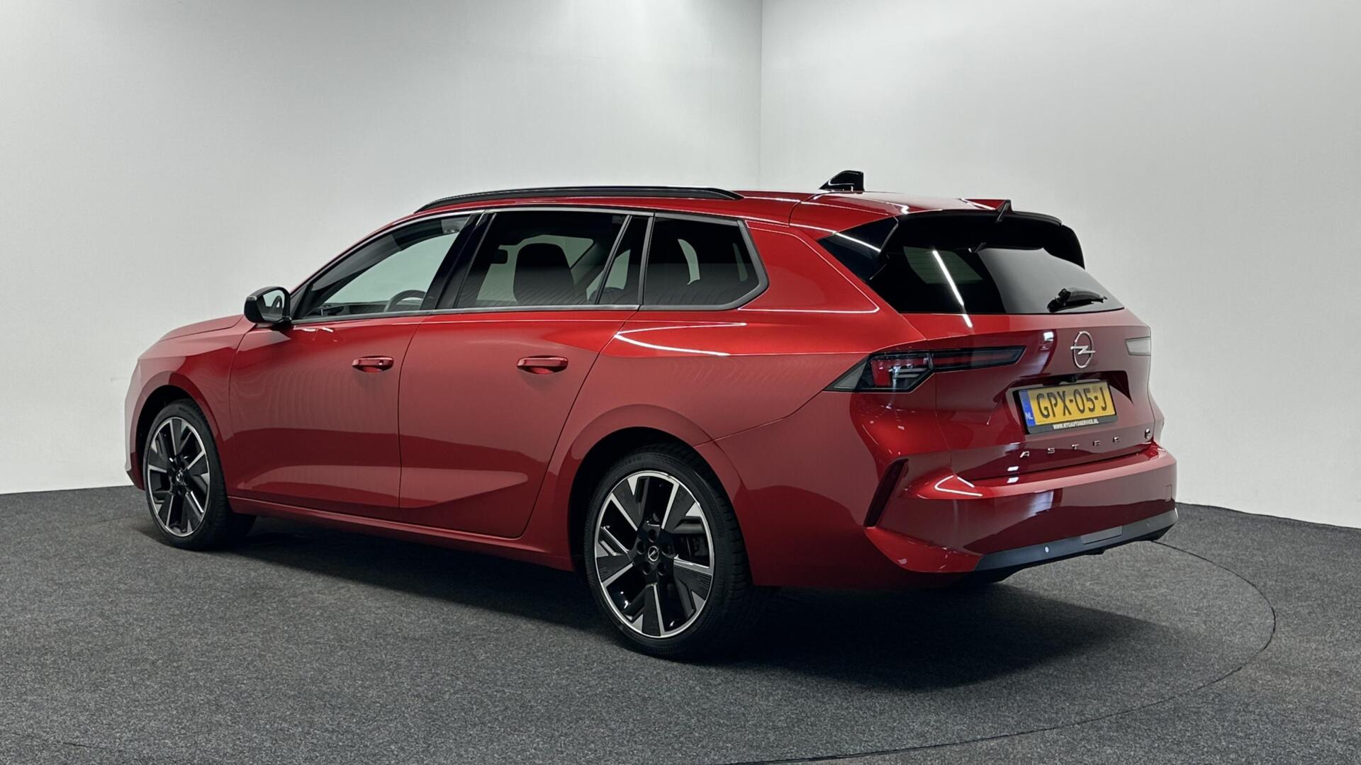 Foto van Opel Astra Sports Tourer