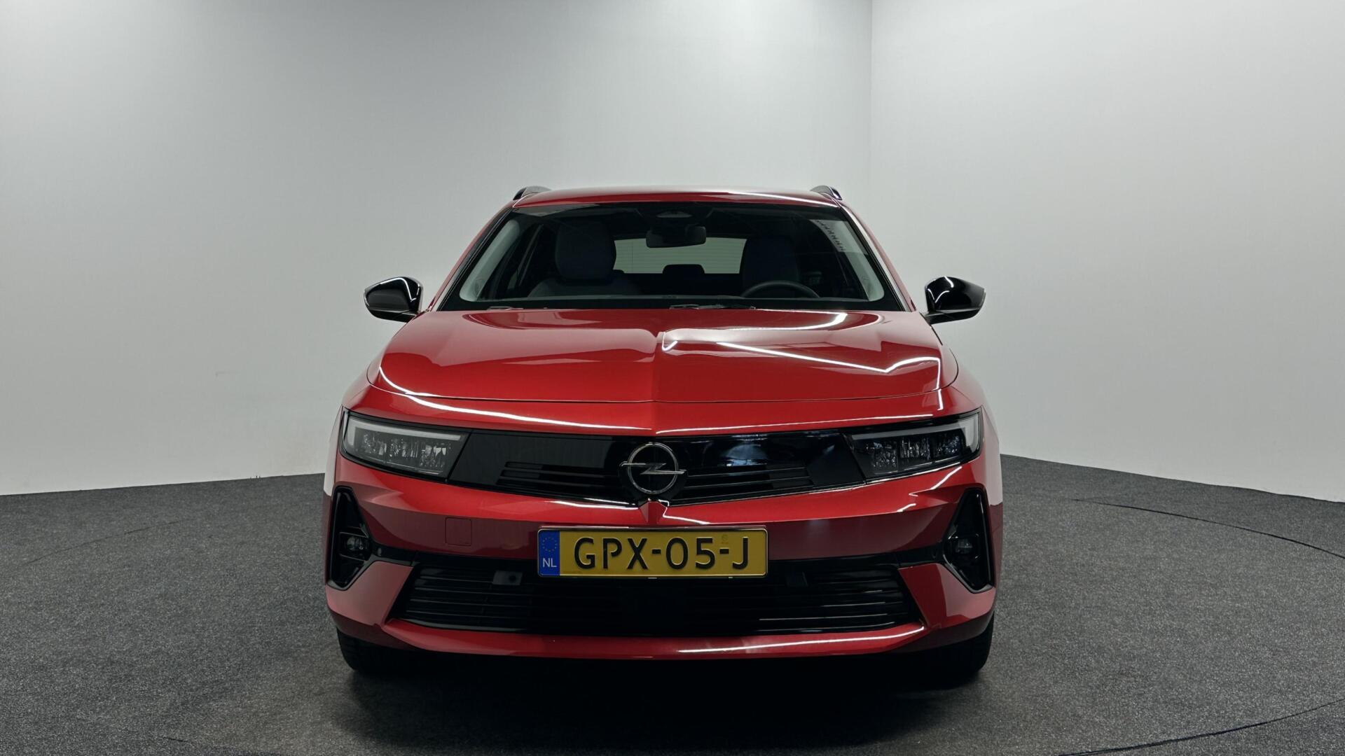 Foto van Opel Astra Sports Tourer