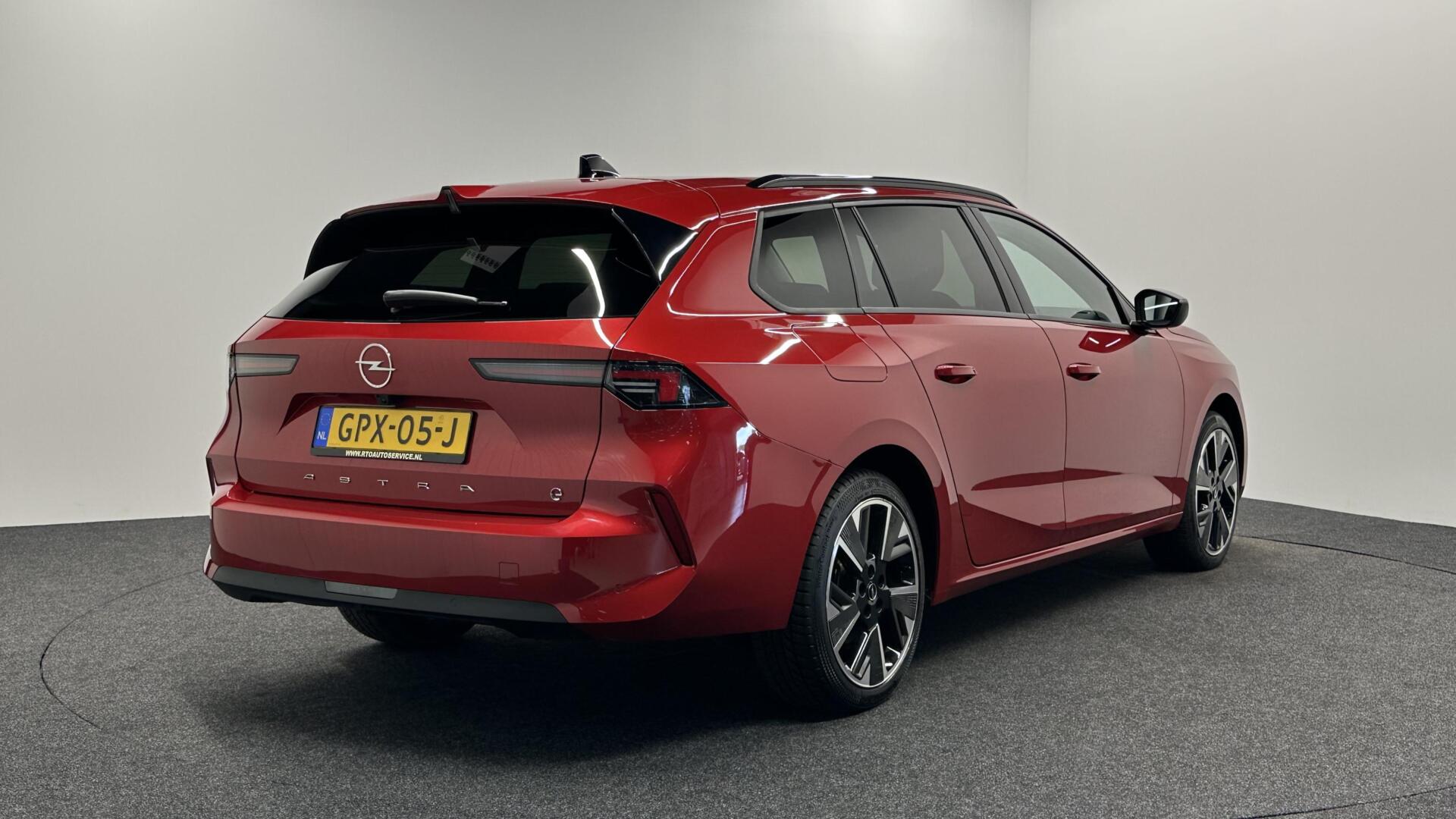 Foto van Opel Astra Sports Tourer