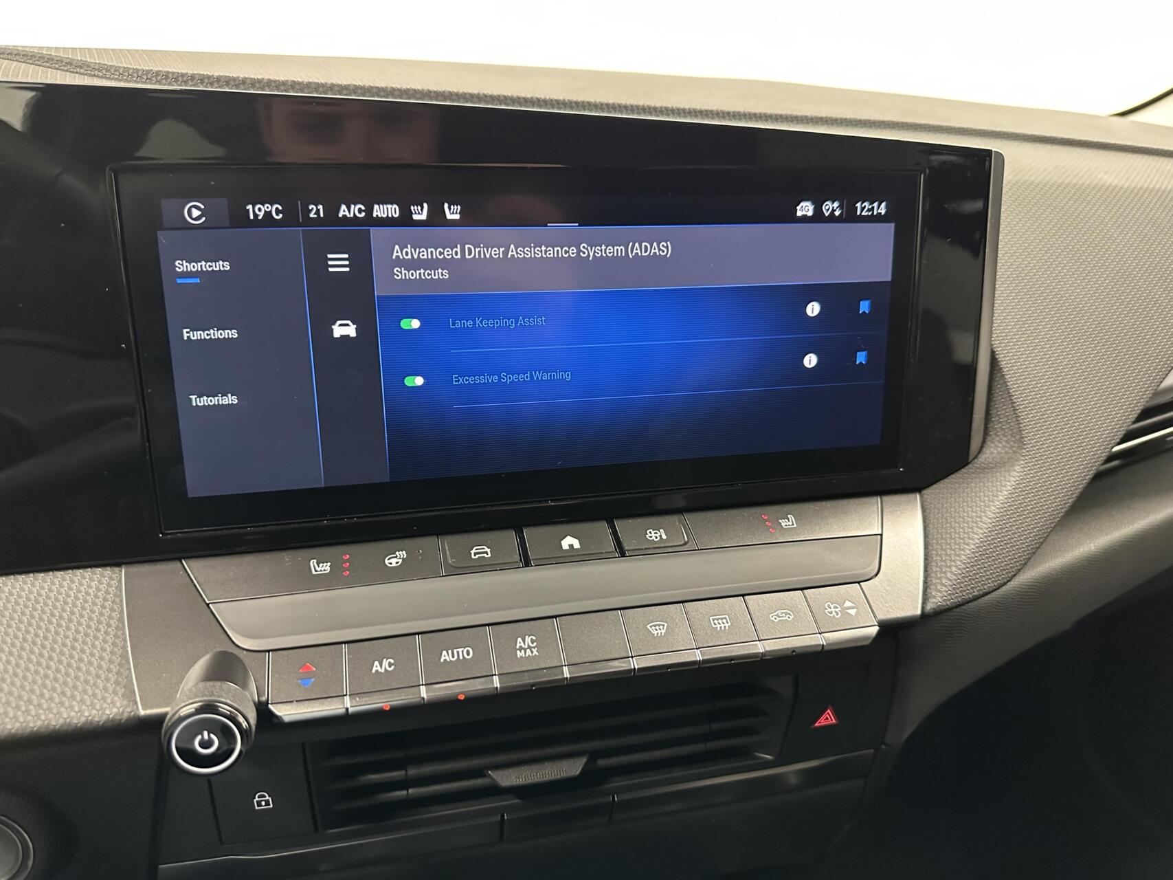 Foto van Opel Astra Sports Tourer