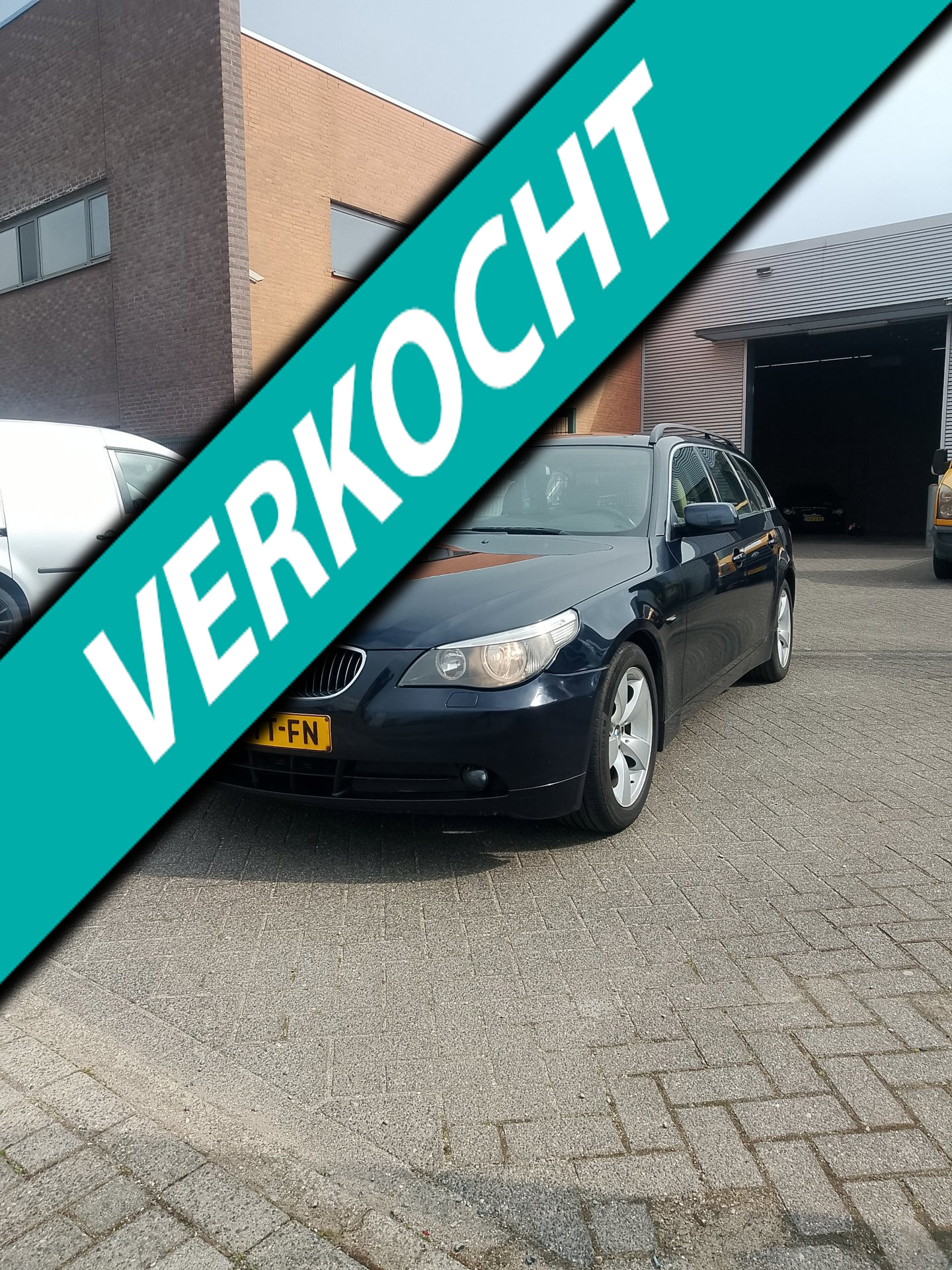 BMW 5er Reihe 523i Business Line 2007 - voorkant