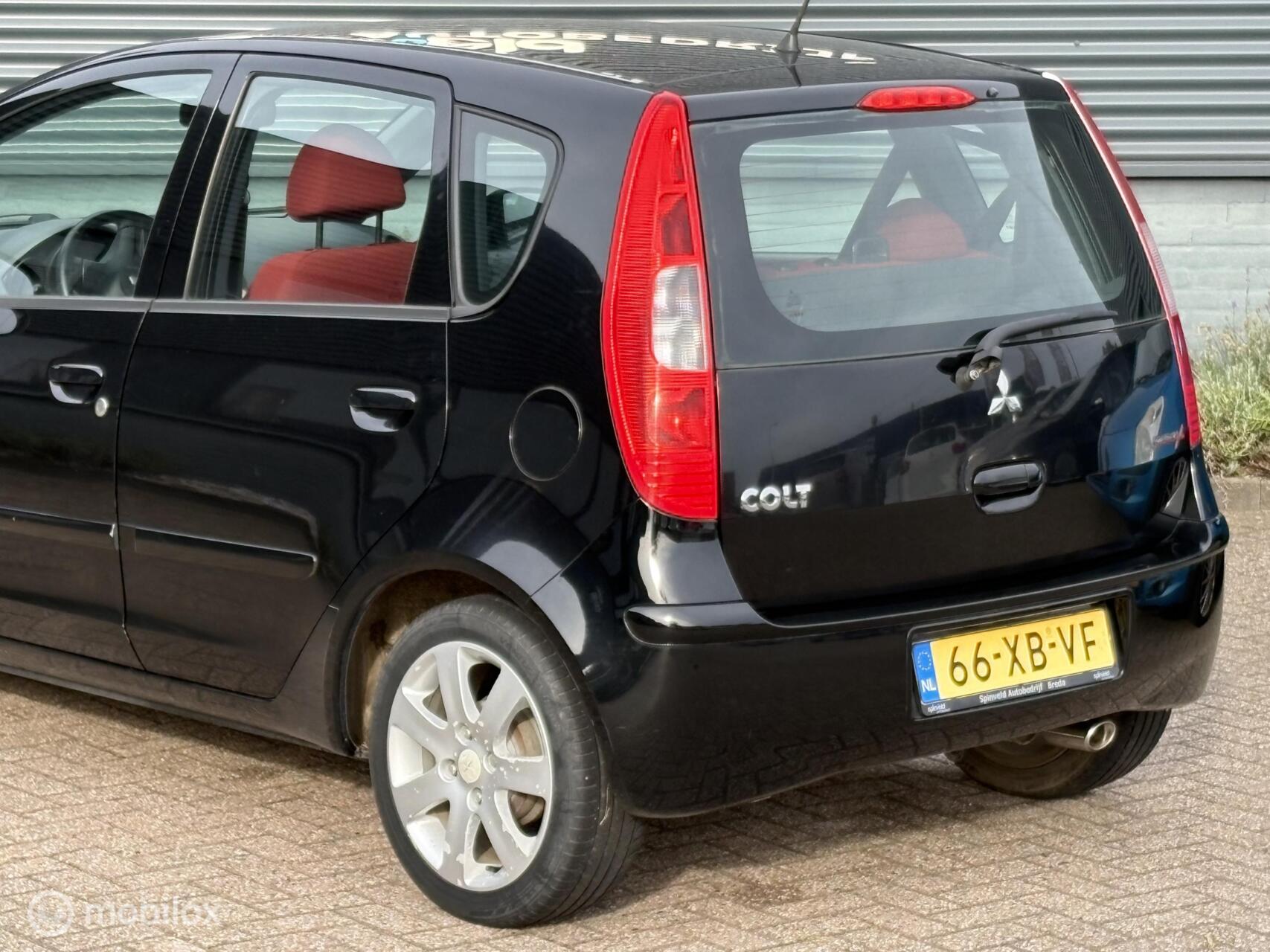Foto van Mitsubishi Mitsubishi Colt