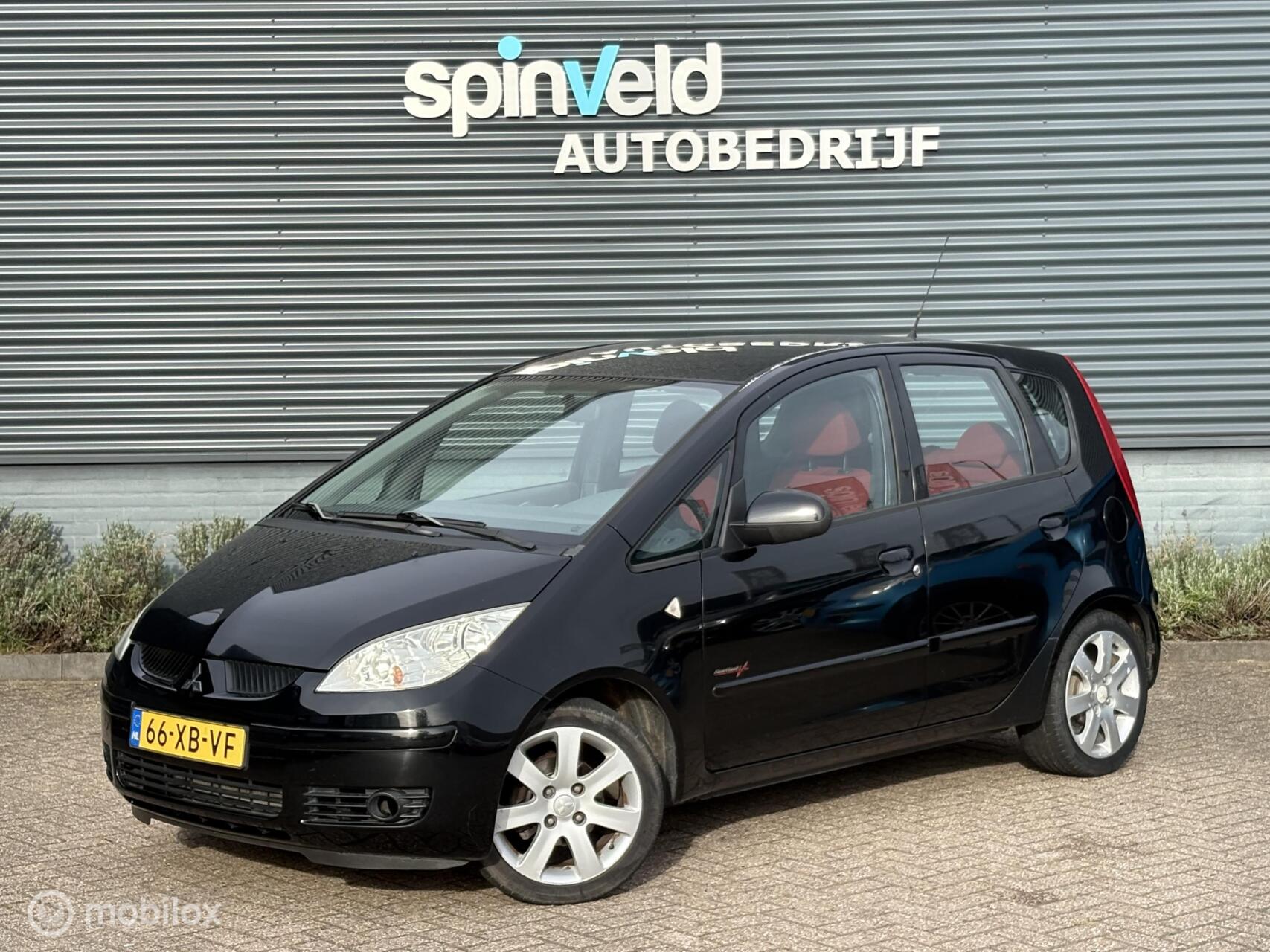 Mitsubishi Mitsubishi Colt 1.3 Invite - Airco - Elek pakket - Centrale deurvergrendeling - 2007 - voorkant