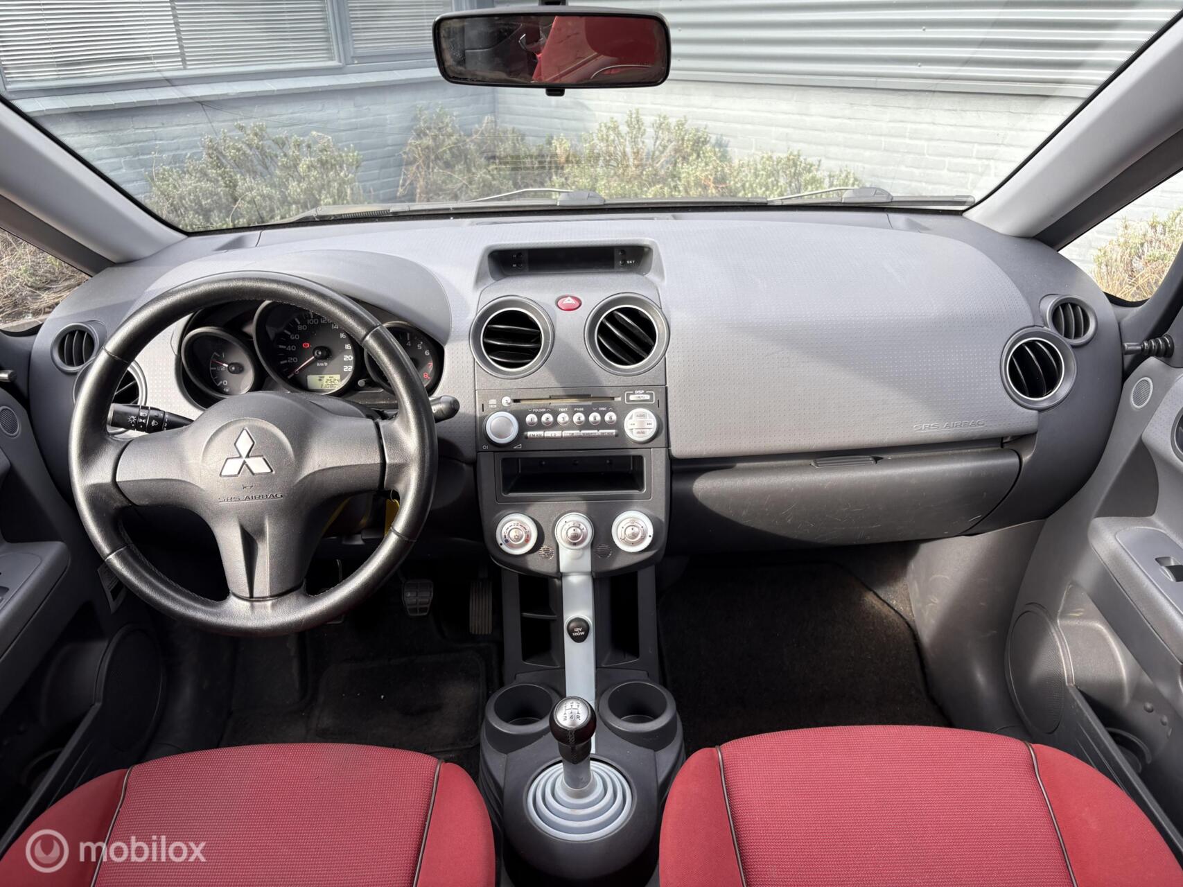 Foto van Mitsubishi Mitsubishi Colt