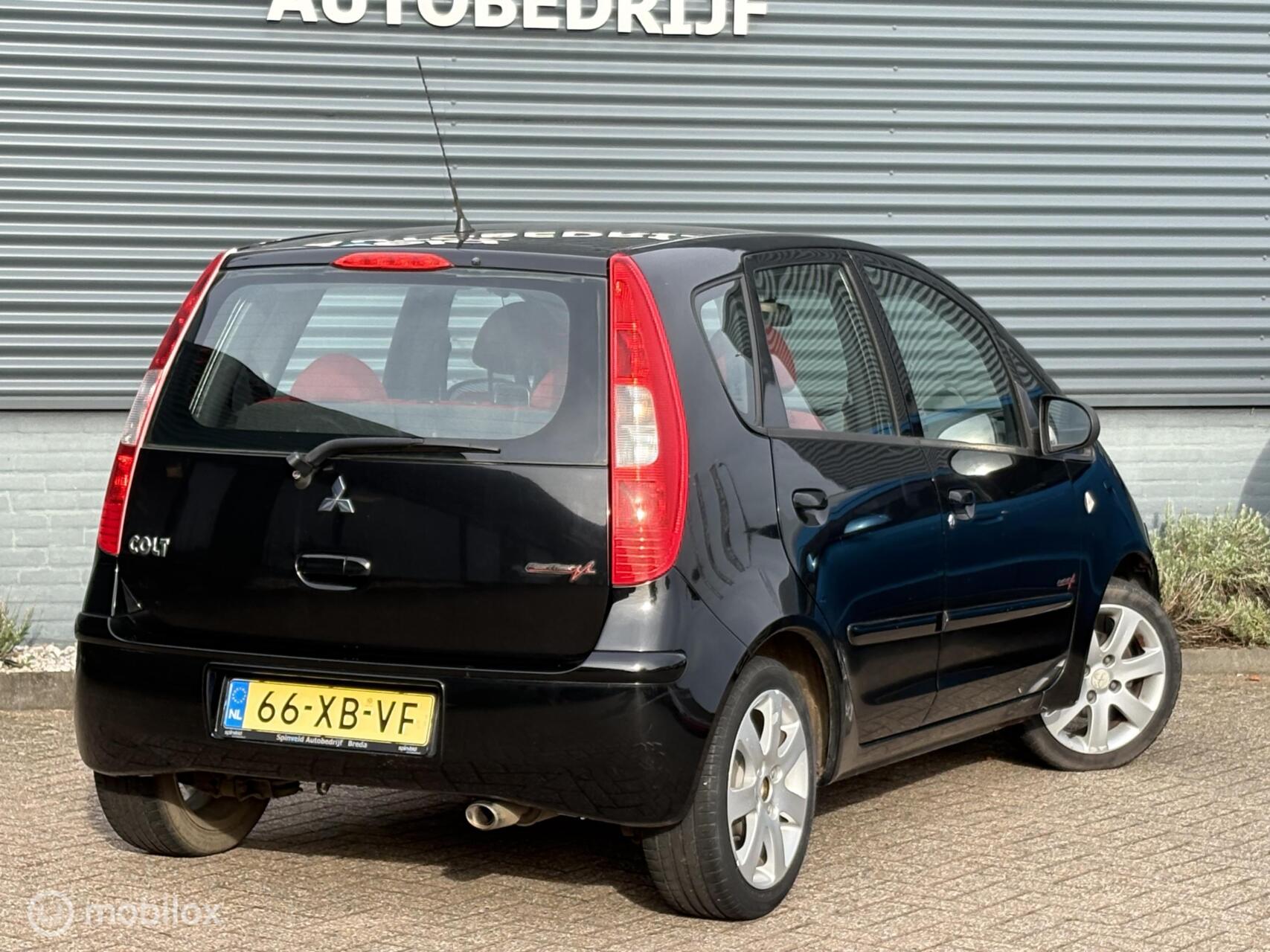Foto van Mitsubishi Mitsubishi Colt