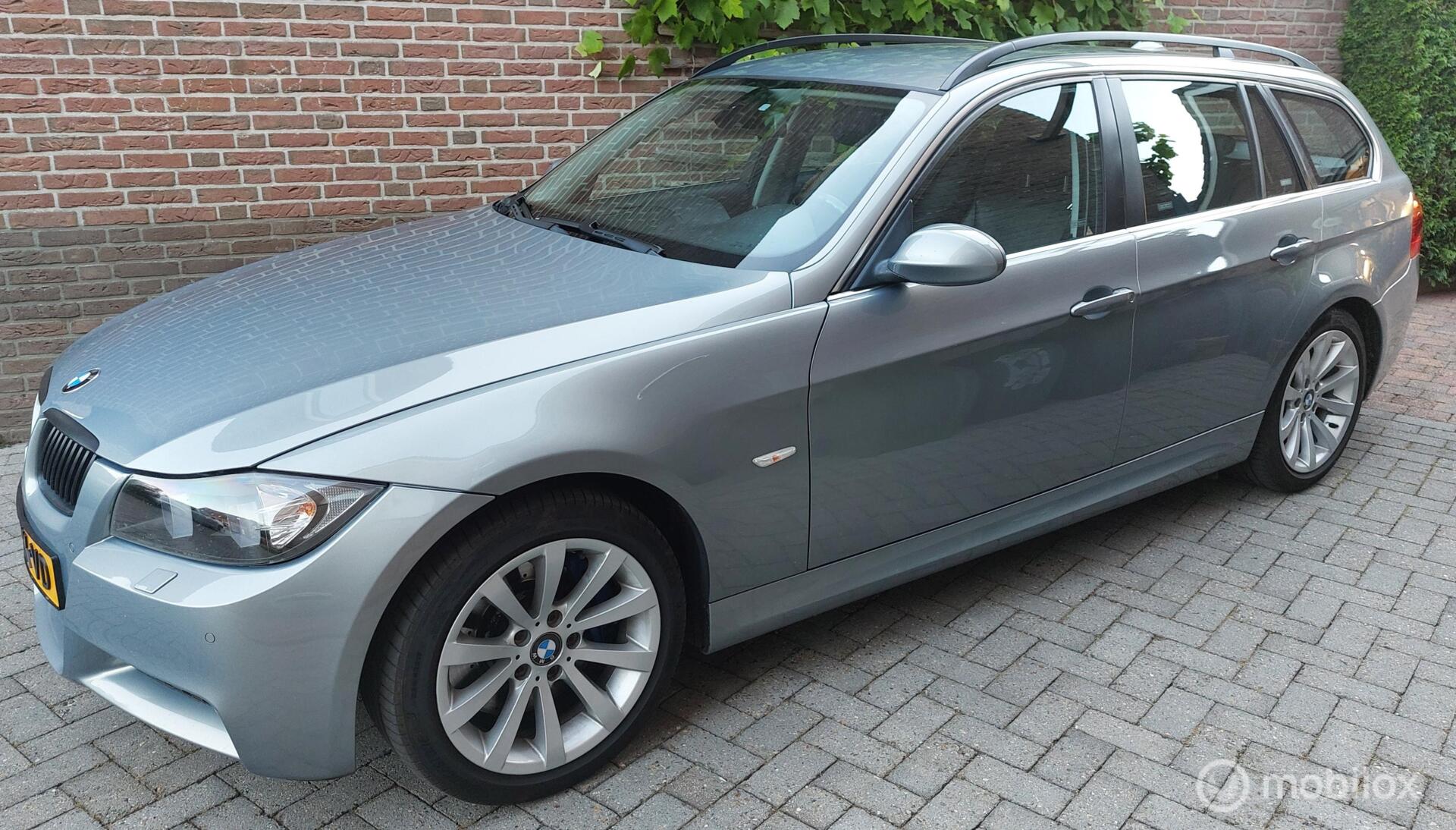 BMW 3er Reihe 330xi High Executive (UNIEKE STAAT!) 2008 - voorkant