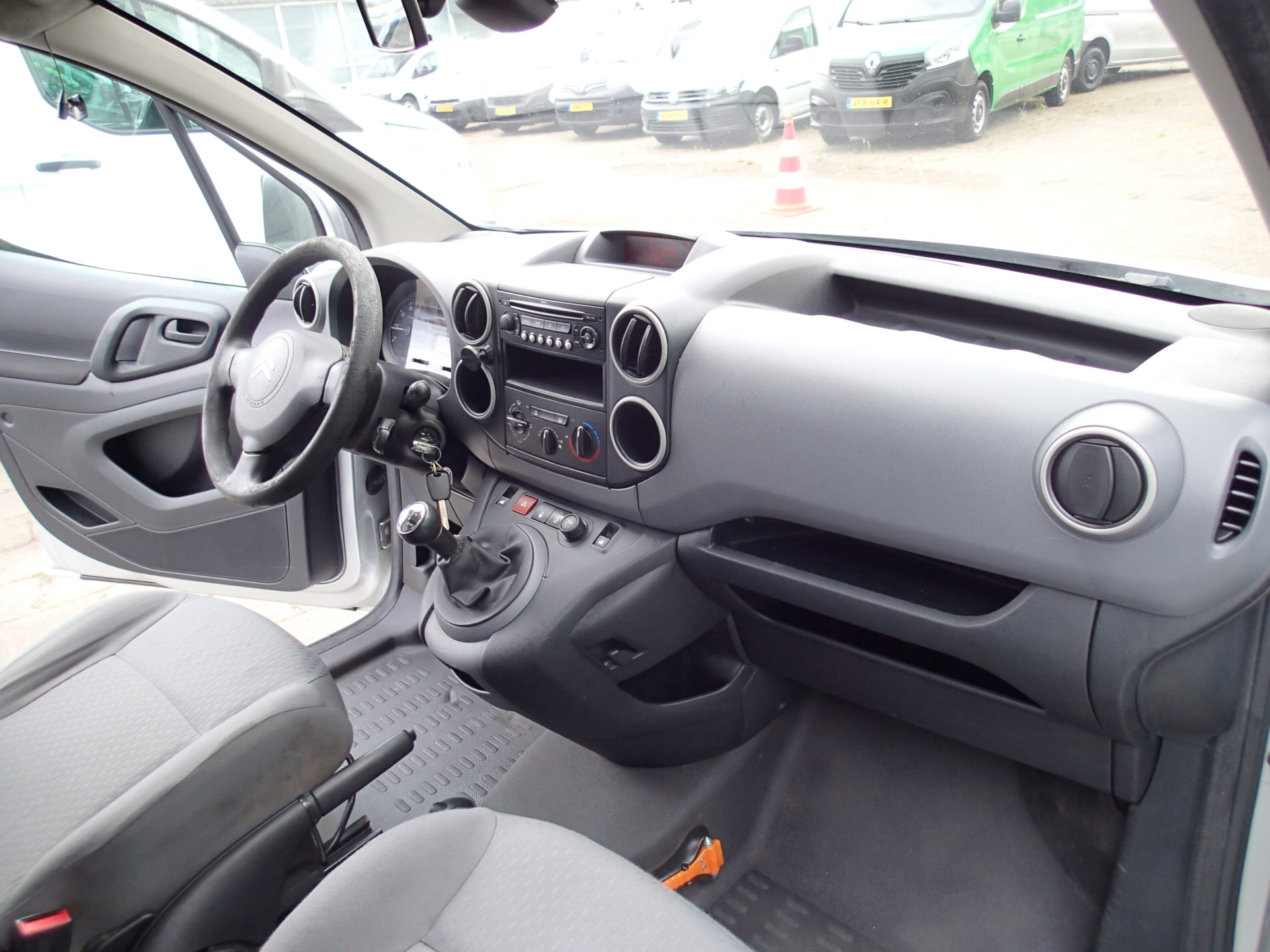 Foto van Citroen Berlingo 800 1.6hdi 66kw Lang