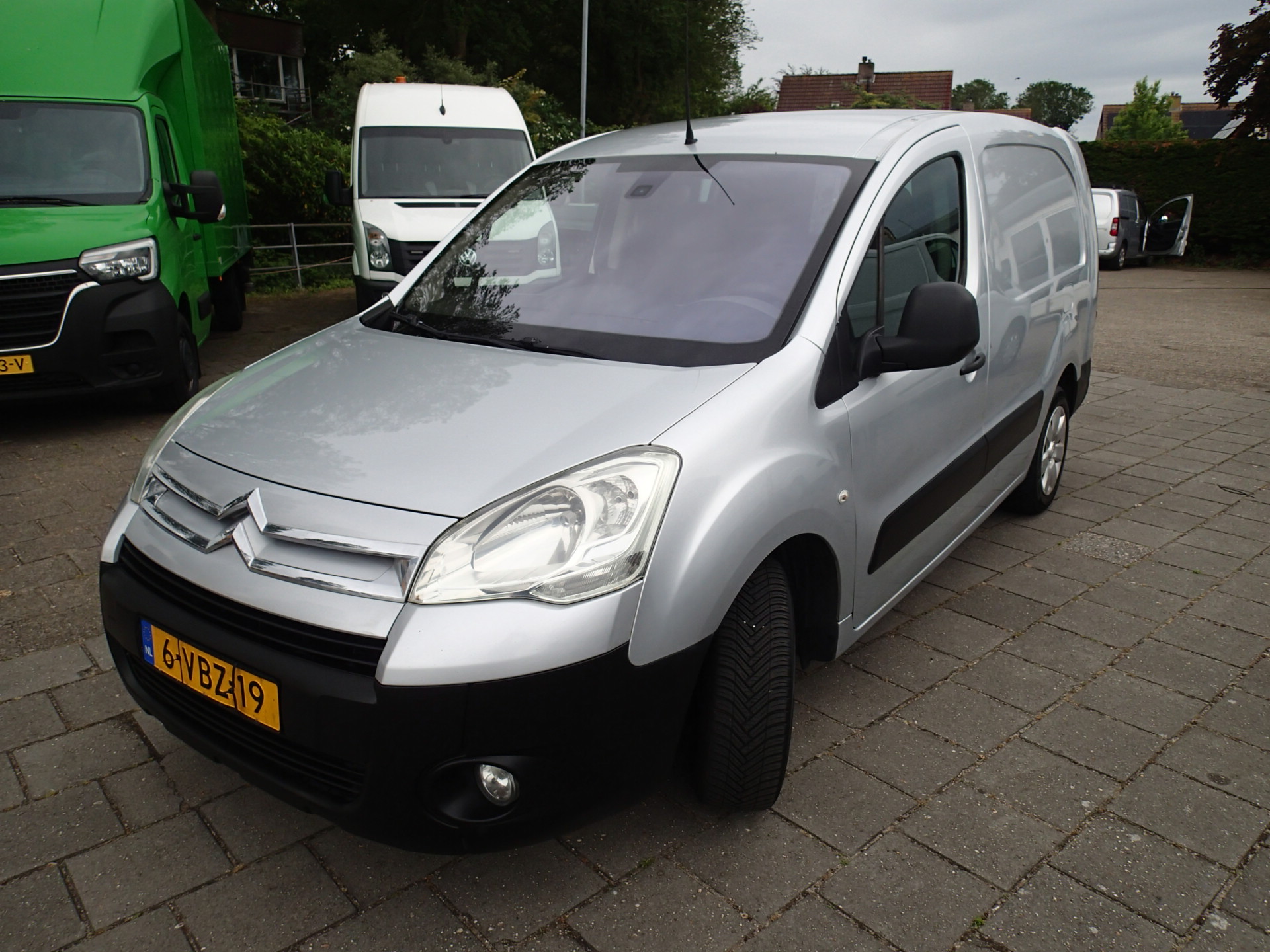 Foto van Citroen Berlingo 800 1.6hdi 66kw Lang