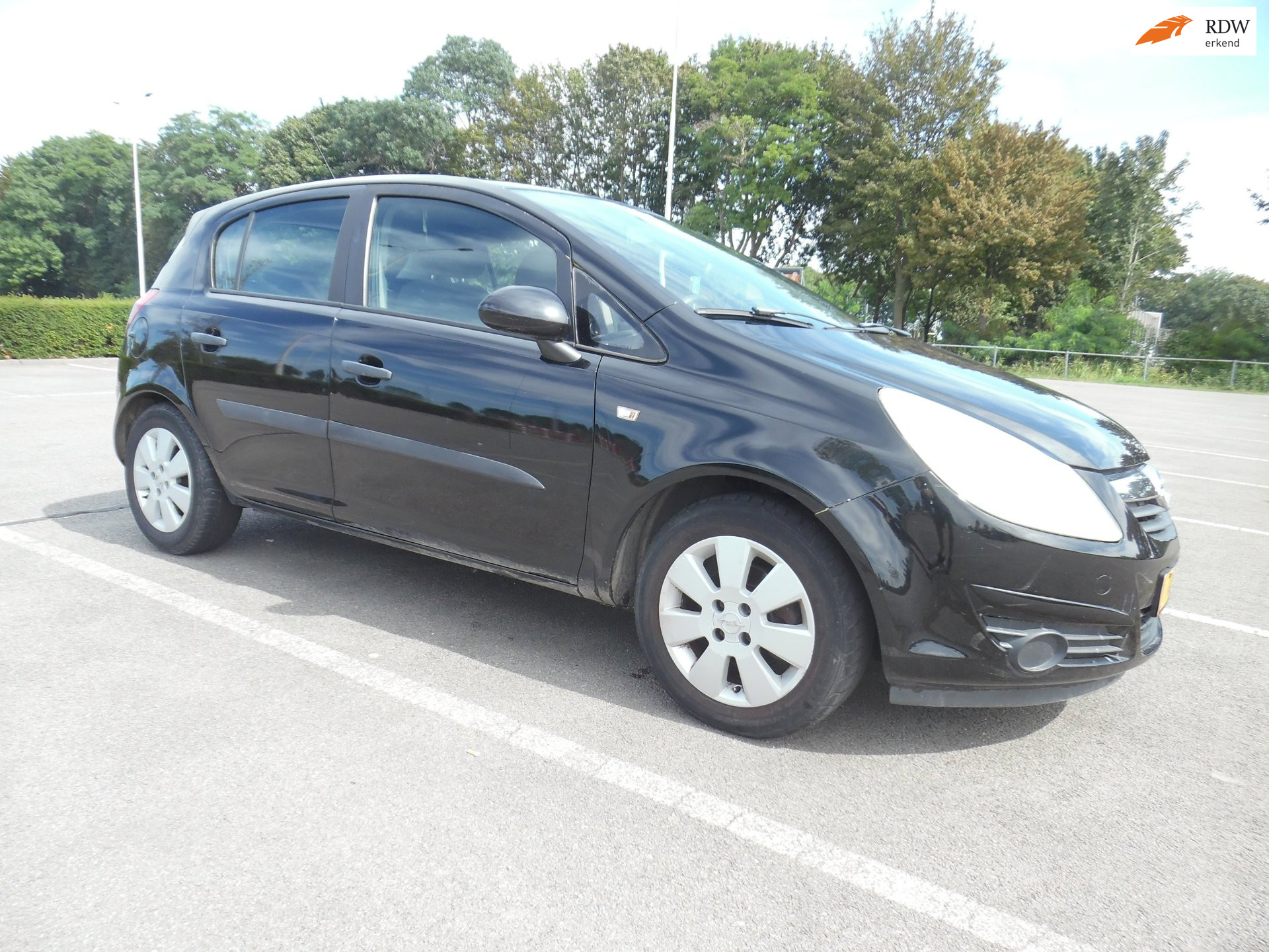 Opel Corsa 1.2-16V Essentia 2008 - voorkant