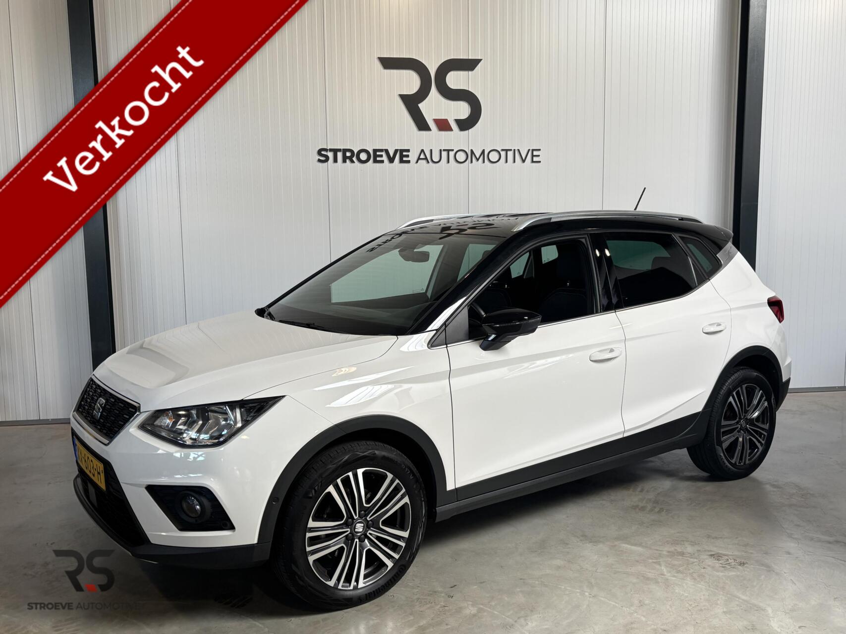 Seat Arona Xcellence Buss. Intense | Navi | ACC | Clima | Camera | PDC | Keyless | CarPlay | Trekh | Org NLD | 2019 - voorkant