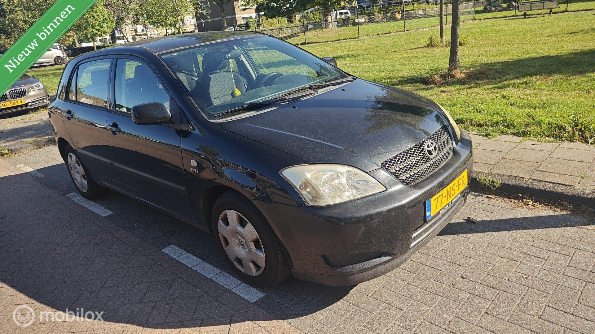 Toyota Toyota Corolla 1.4 VVT-i Linea Terra Airco 2004 - voorkant