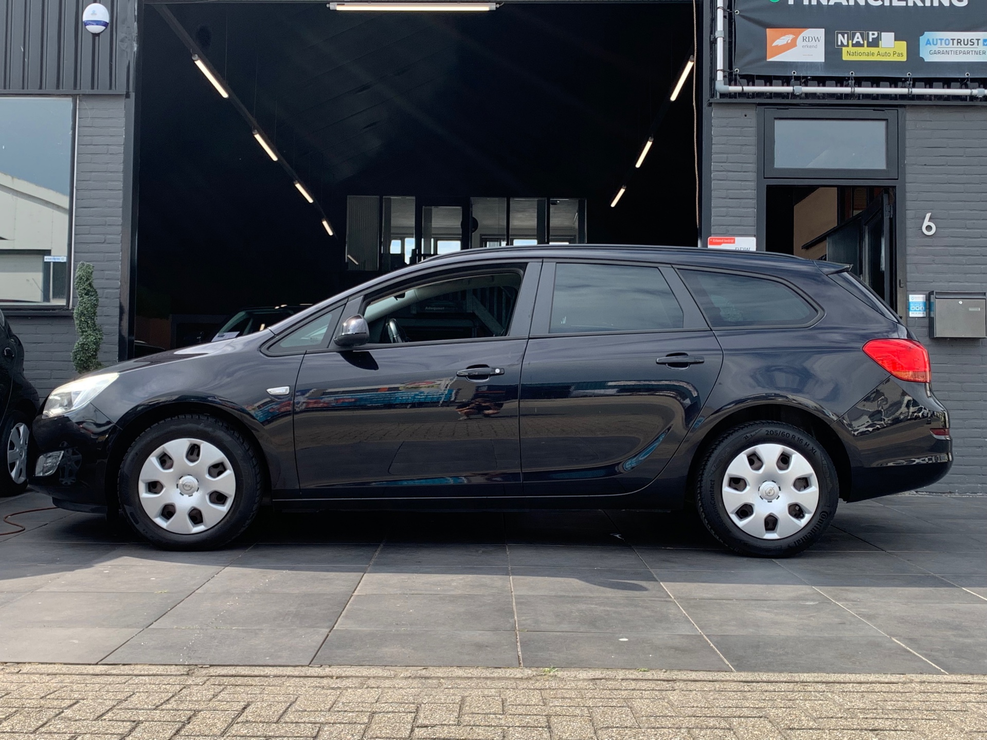 Foto van Opel Astra Sports Tourer
