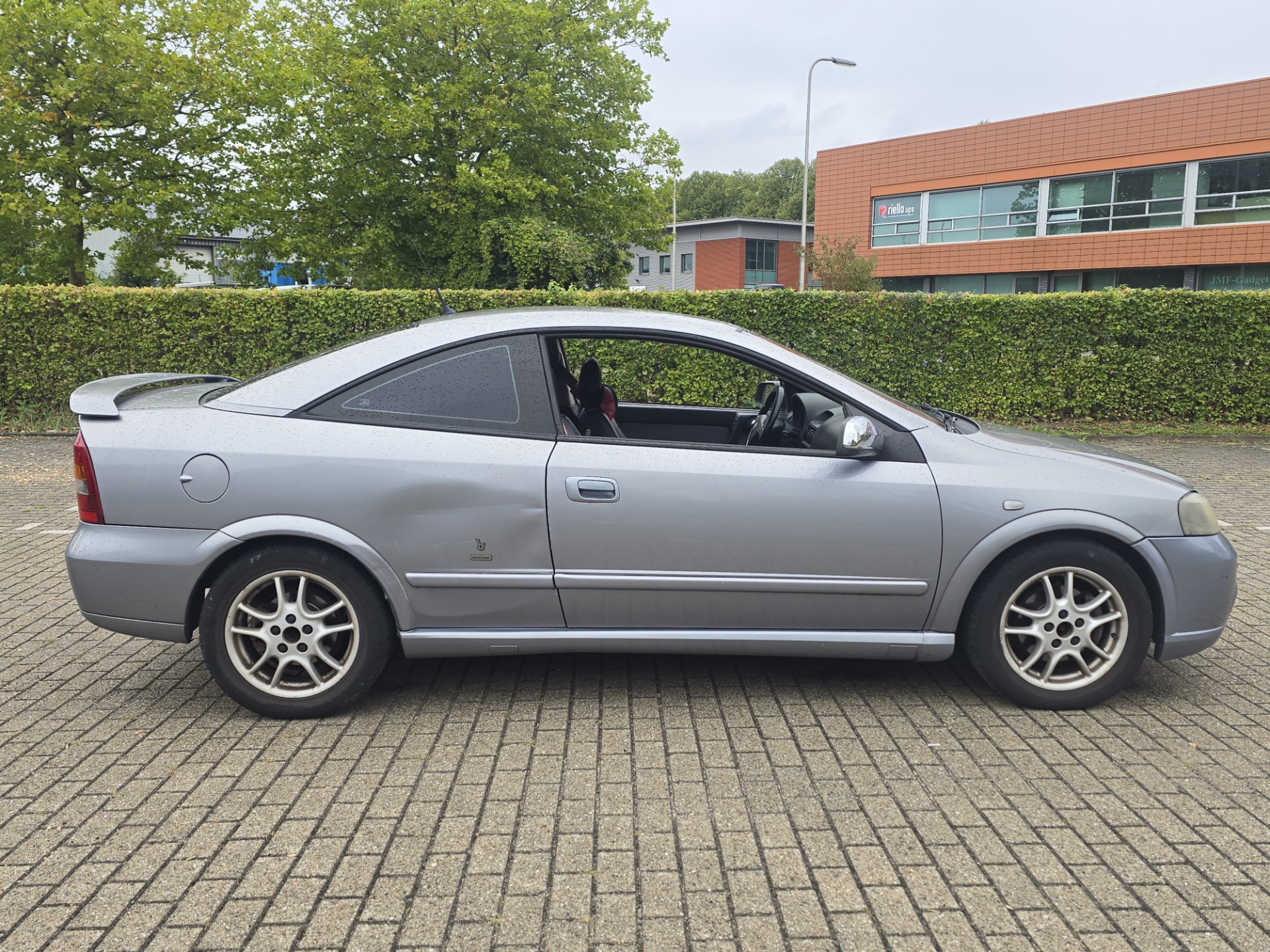 Foto van Opel Astra-g-coupe