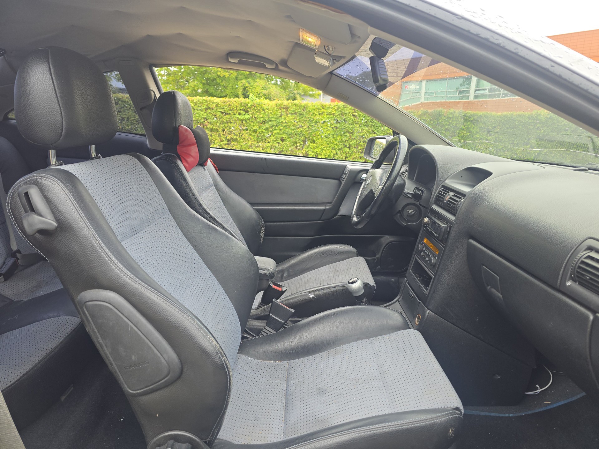 Foto van Opel Astra-g-coupe
