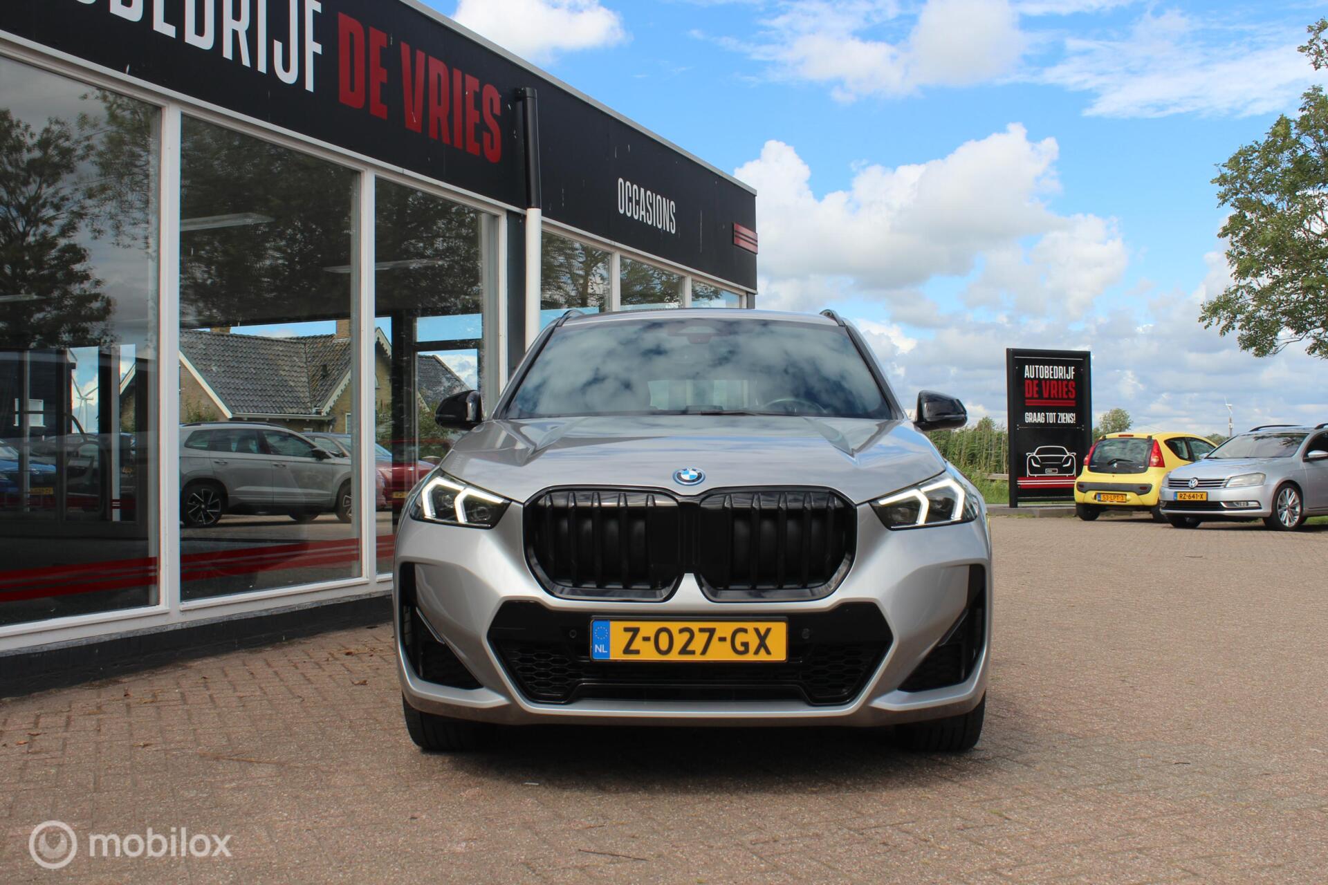 Foto van BMW X1 Xdrive25e