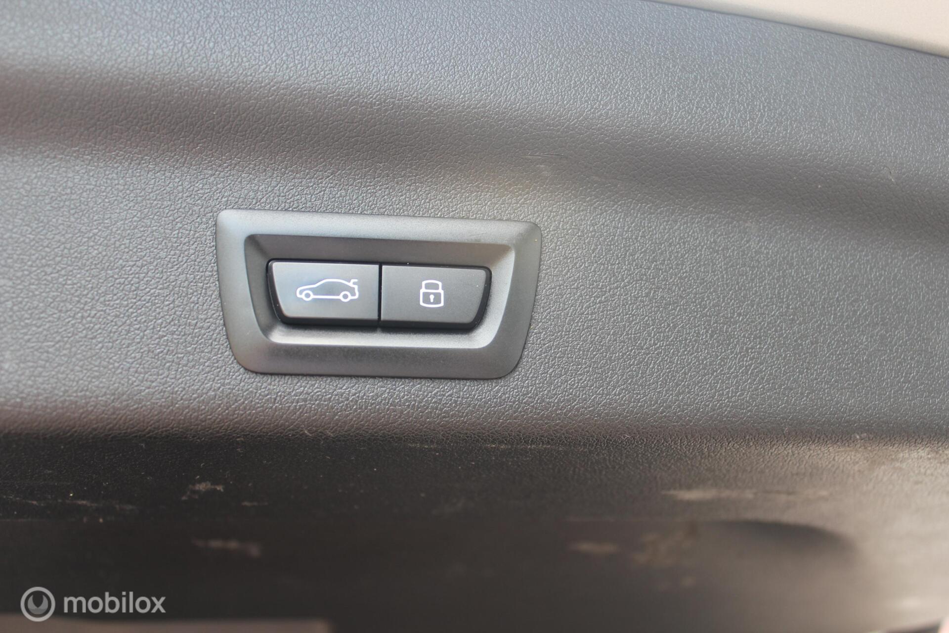 Foto van BMW X1 Xdrive25e