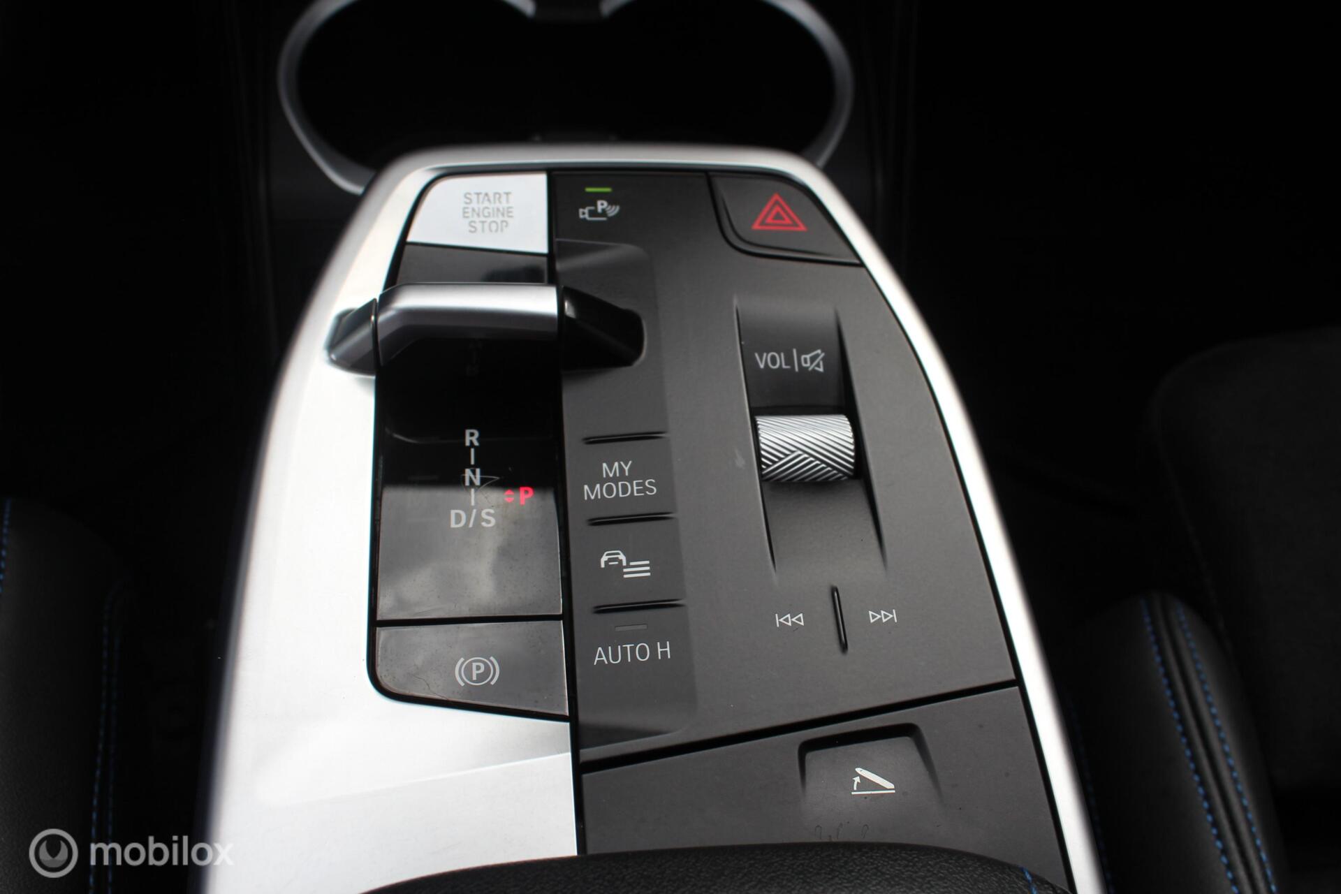 Foto van BMW X1 Xdrive25e