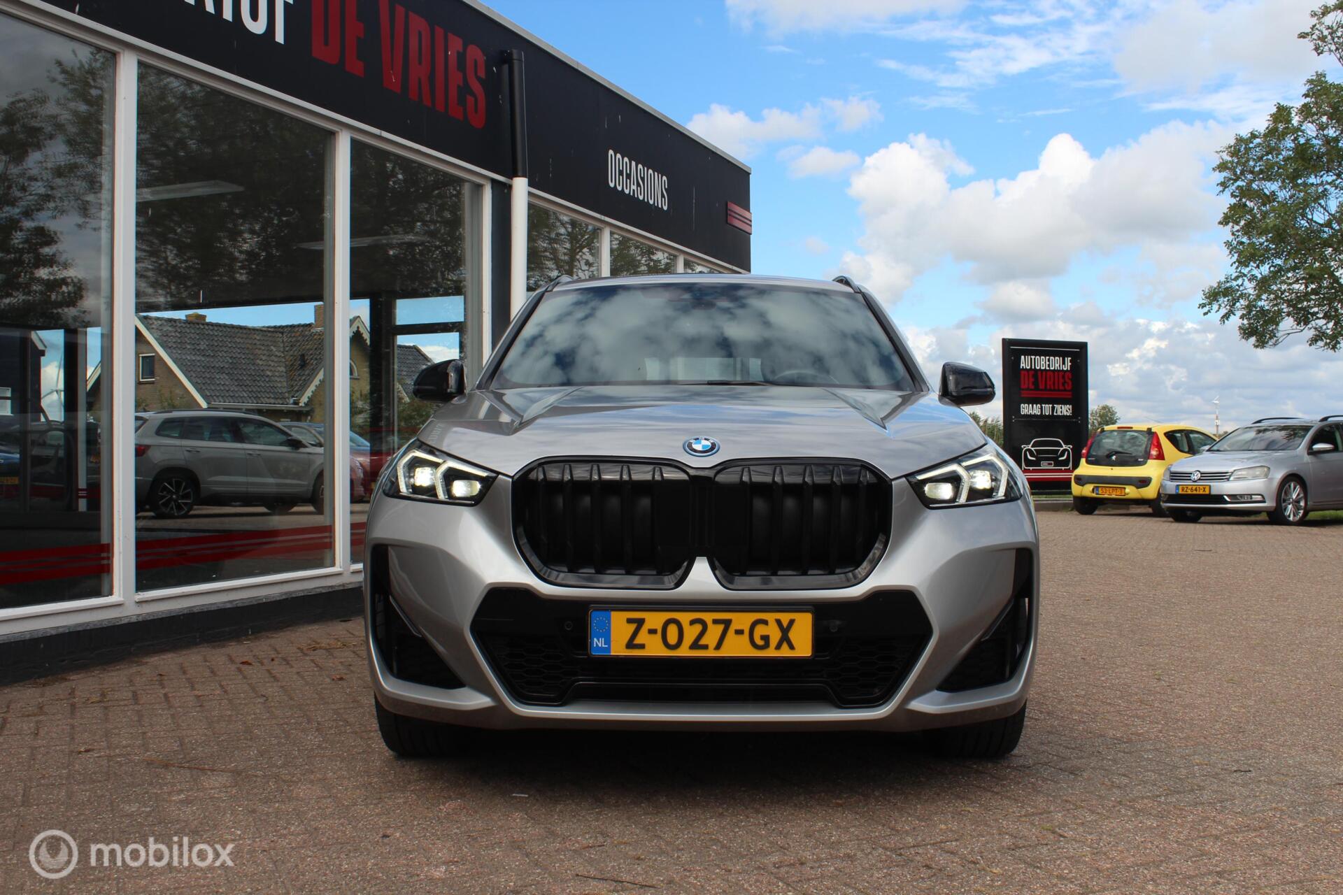 Foto van BMW X1 Xdrive25e